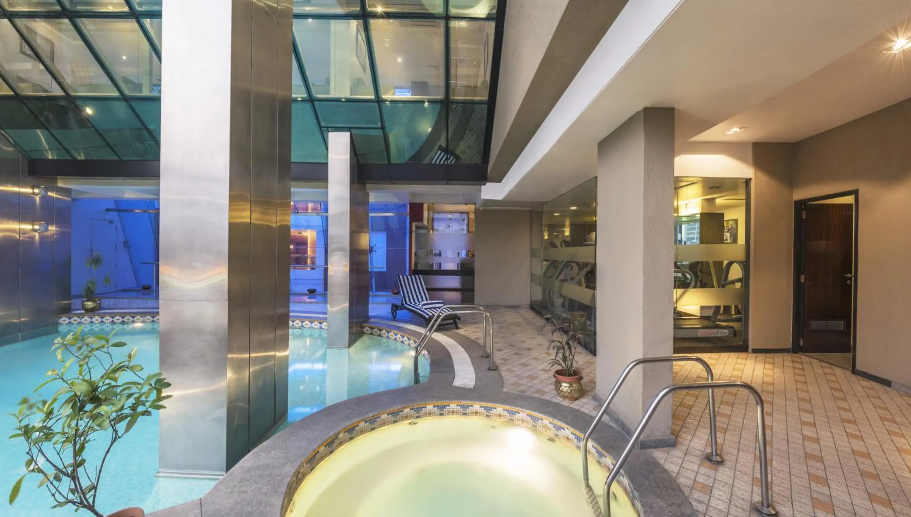 Swimming pool in The Regenza By Tunga Swimming pool in The Regenza By Tunga