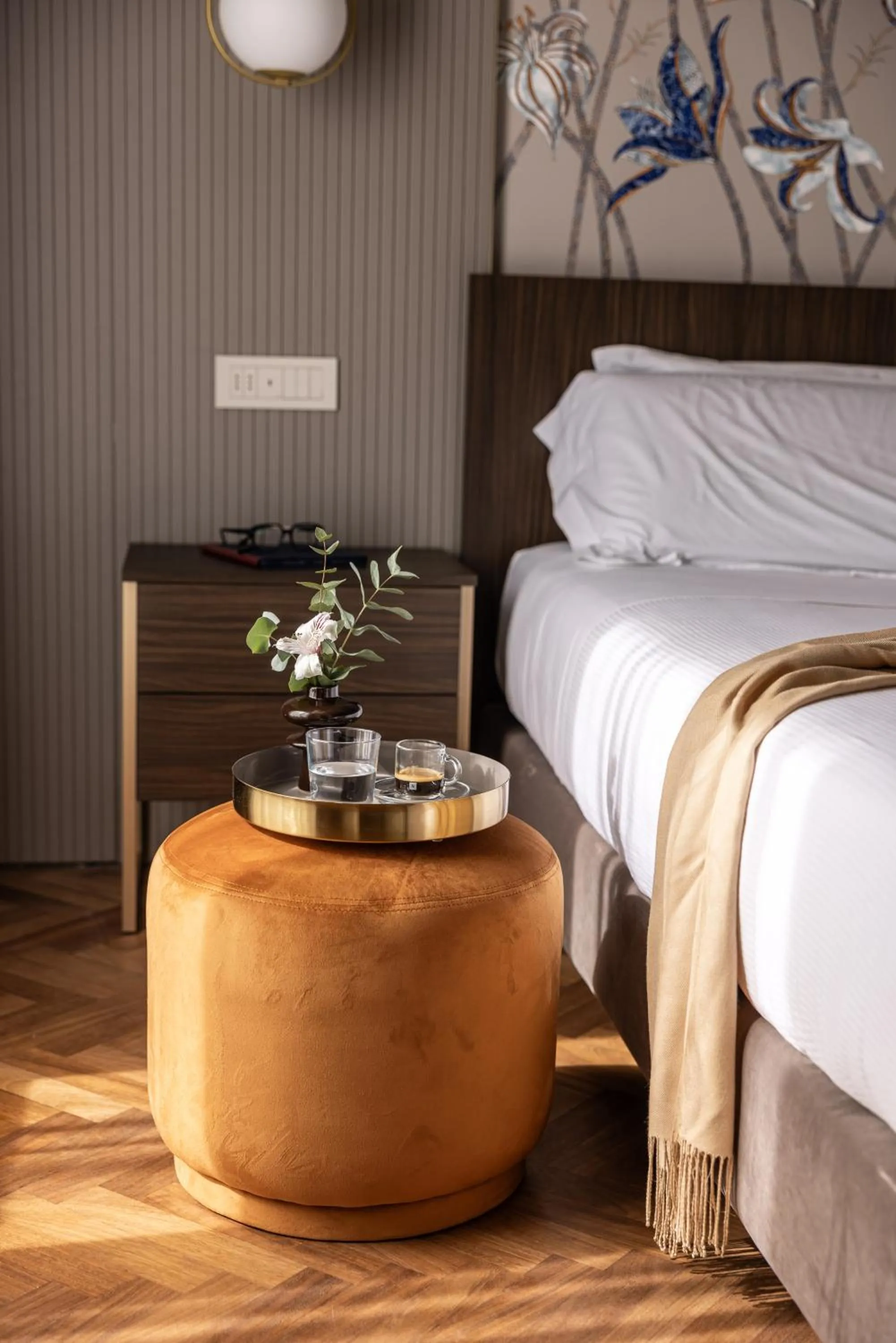 Decorative detail, Bed in Aramis Deluxe Rooms