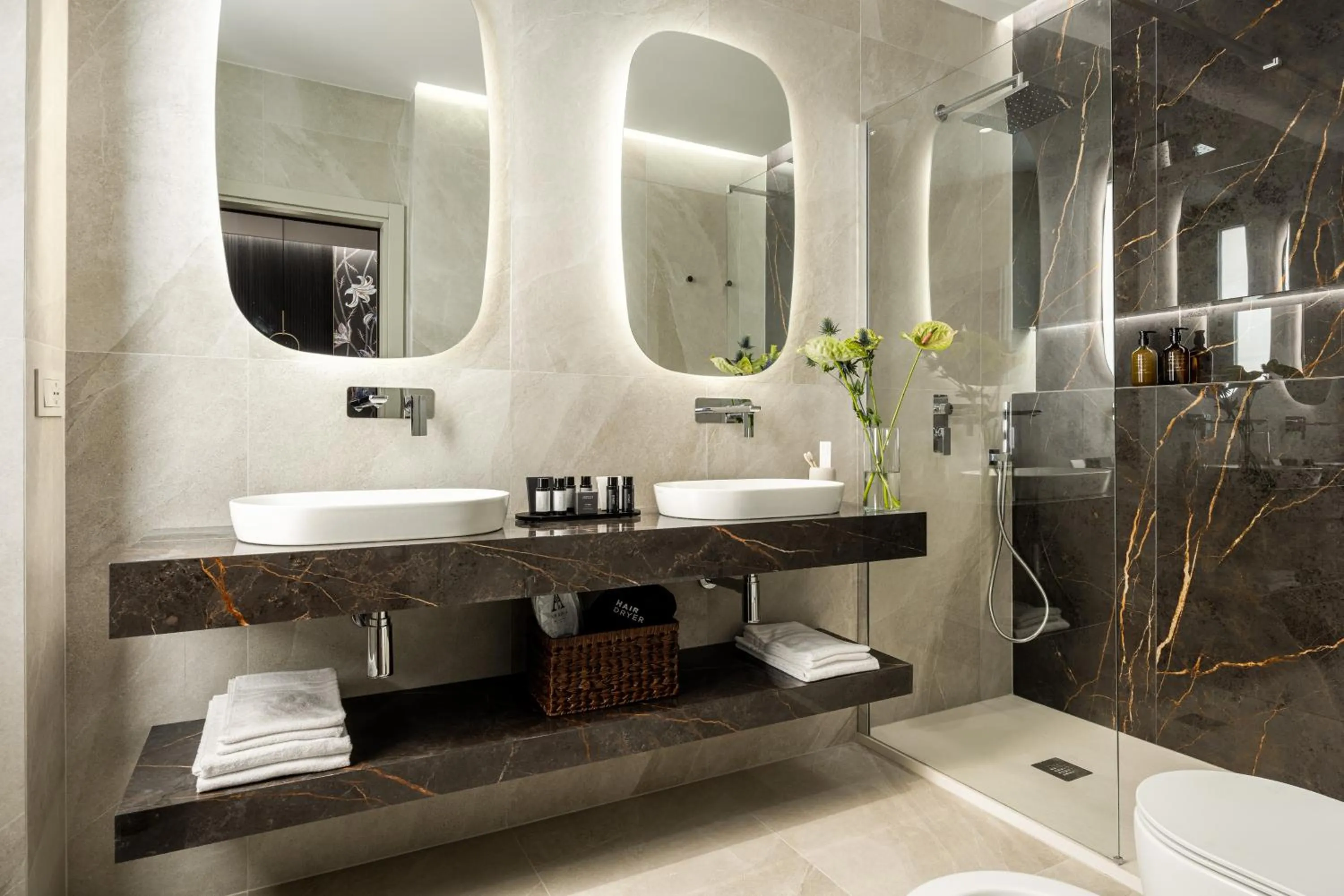 Bathroom in Aramis Deluxe Rooms