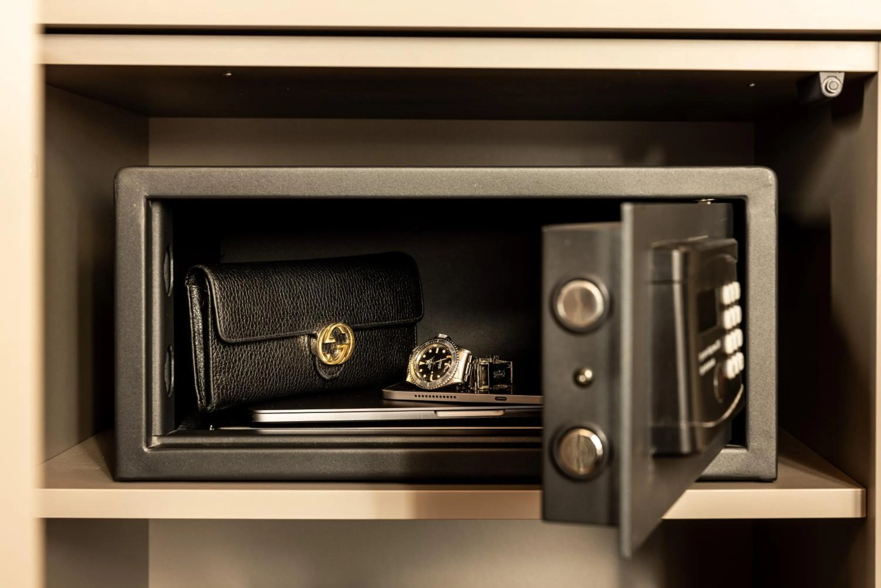 safe in Aramis Deluxe Rooms