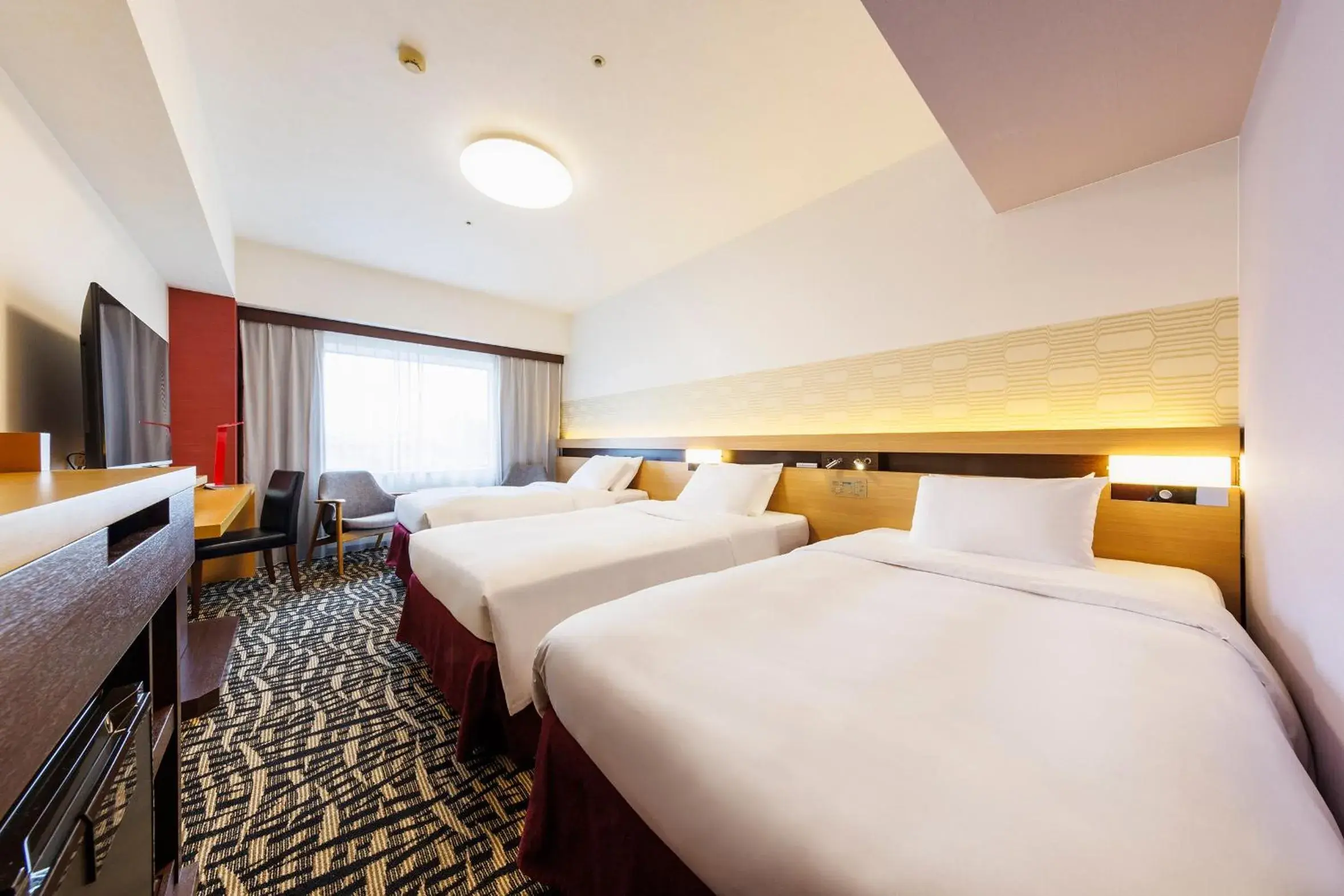 East Wing Twin Room - single occupancy in Hotel Metropolitan Edmont Tokyo East Wing Twin Room - single occupancy in Hotel Metropolitan Edmont Tokyo