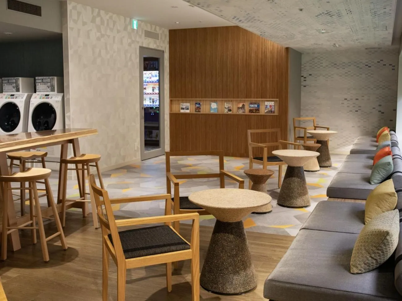 Communal lounge/ TV room in Hotel Metropolitan Edmont Tokyo