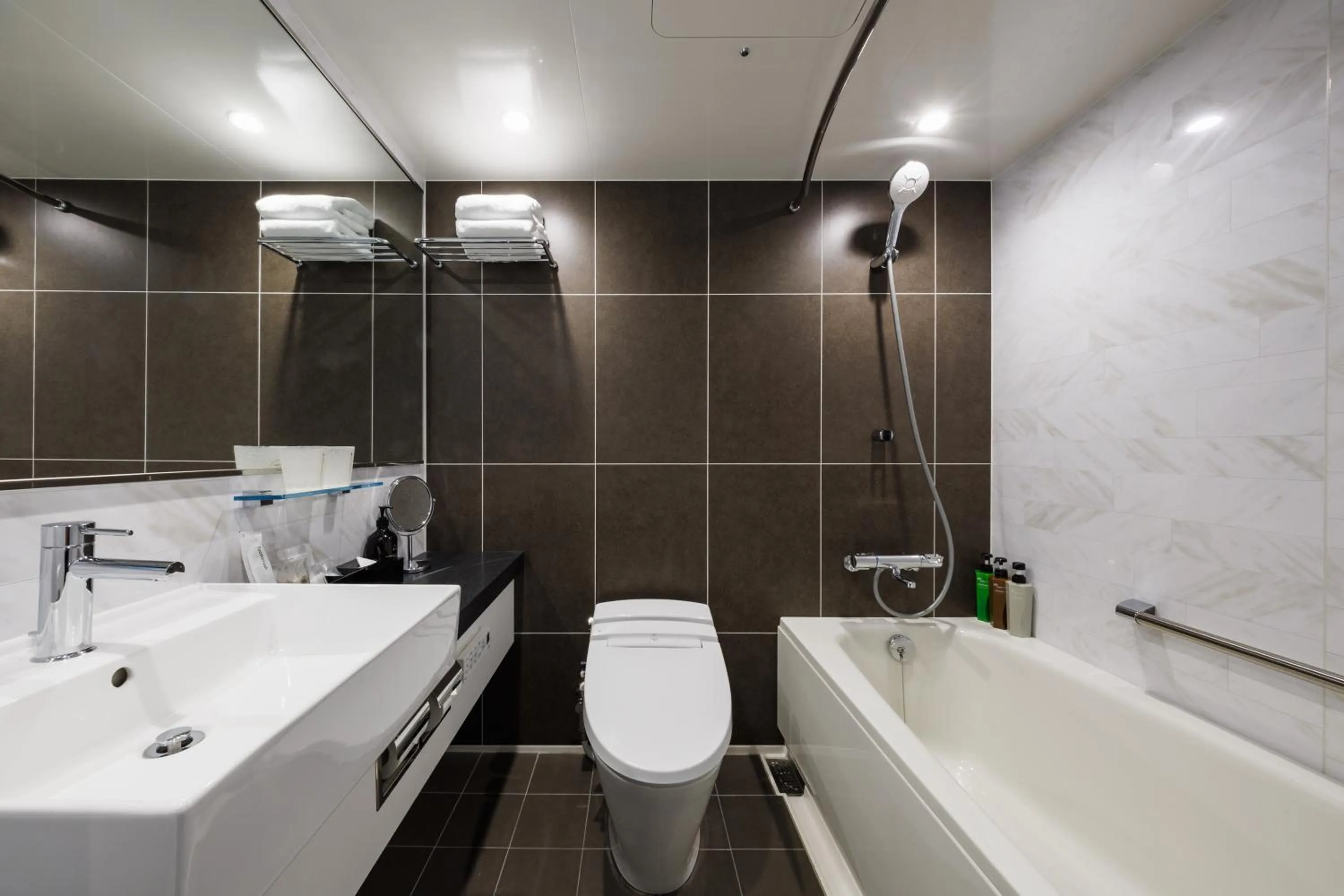 Bathroom in Hotel Metropolitan Edmont Tokyo