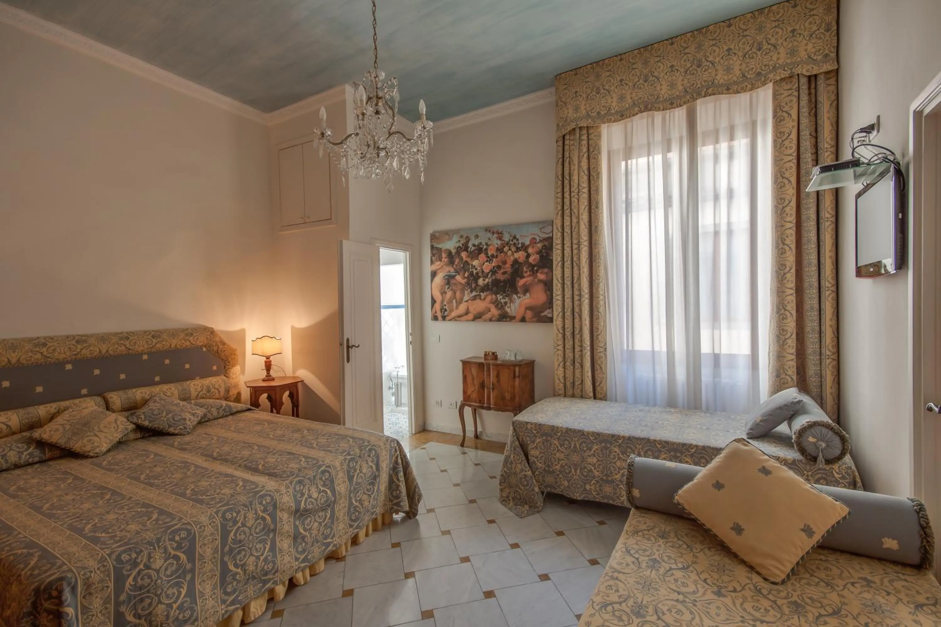 Photo of the whole room, Bed in Florence Dream Domus