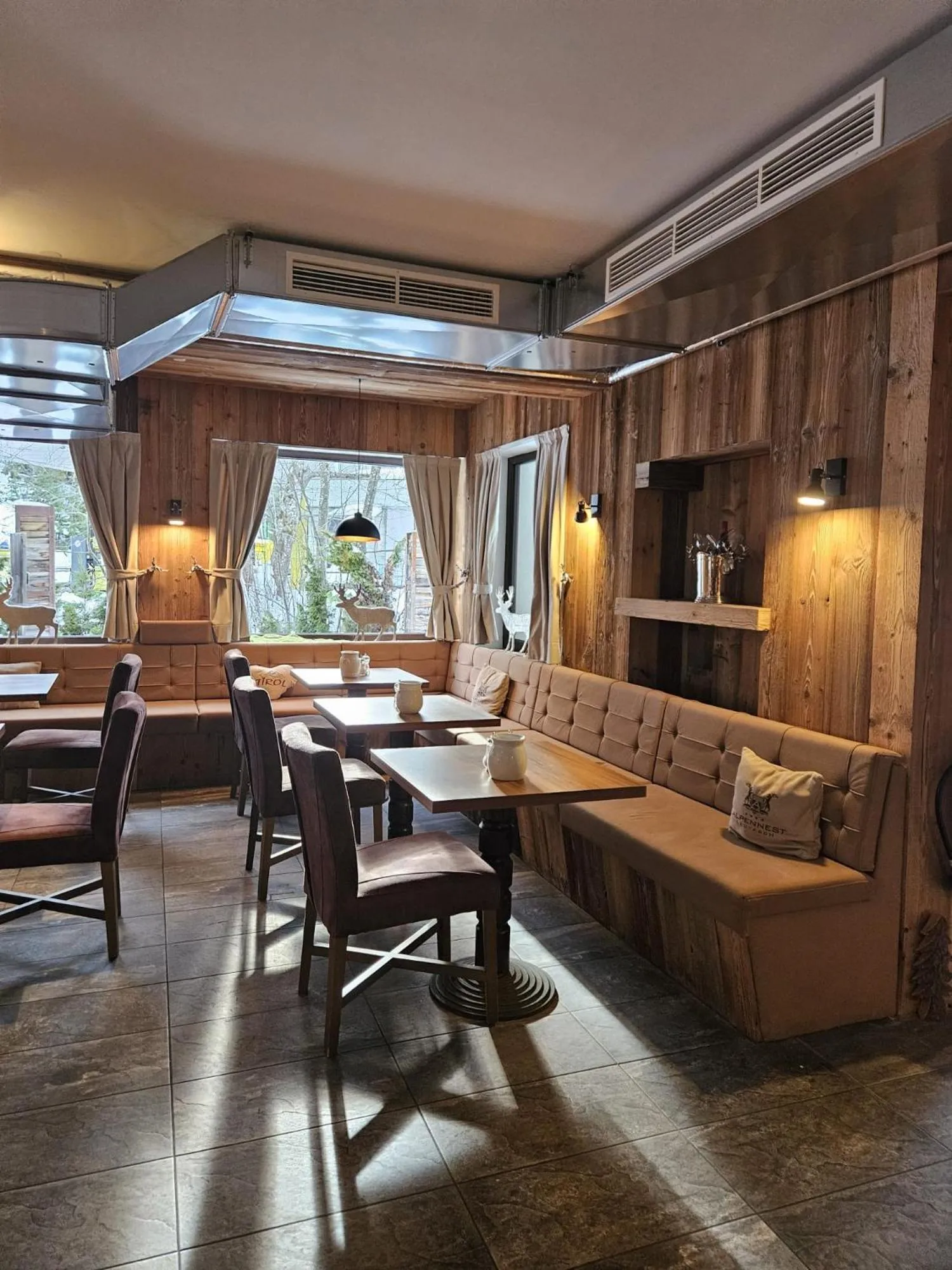 Restaurant/places to eat in Hotel Alpennest