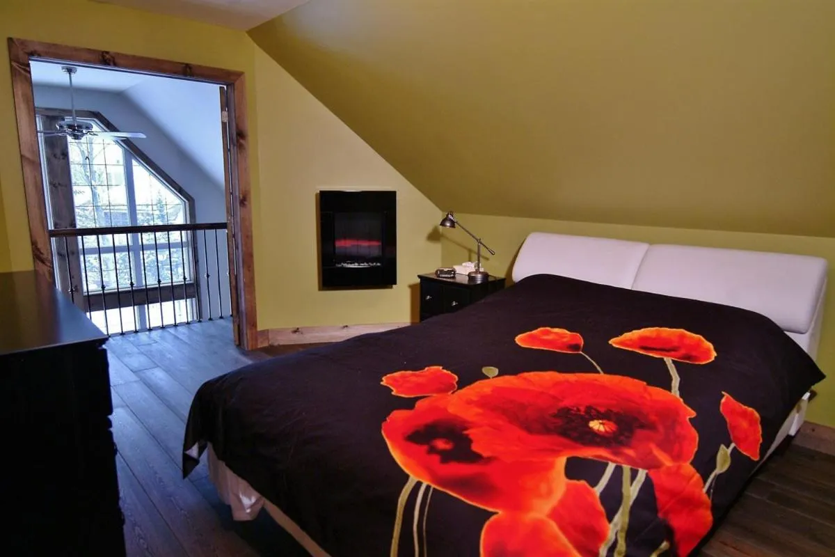 Bedroom, Bed in Chalet 9013 Chemin des Alpages by Les Chalets Alpins