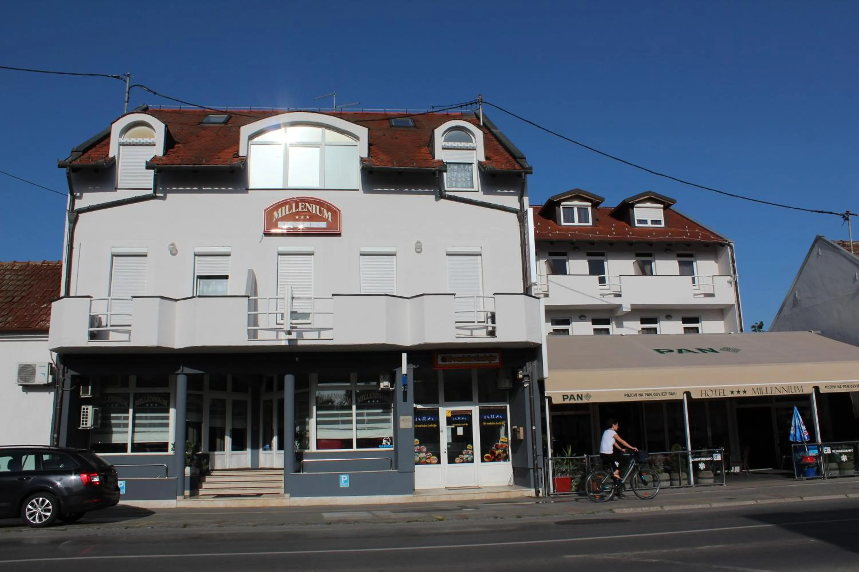 Hotel Millennium