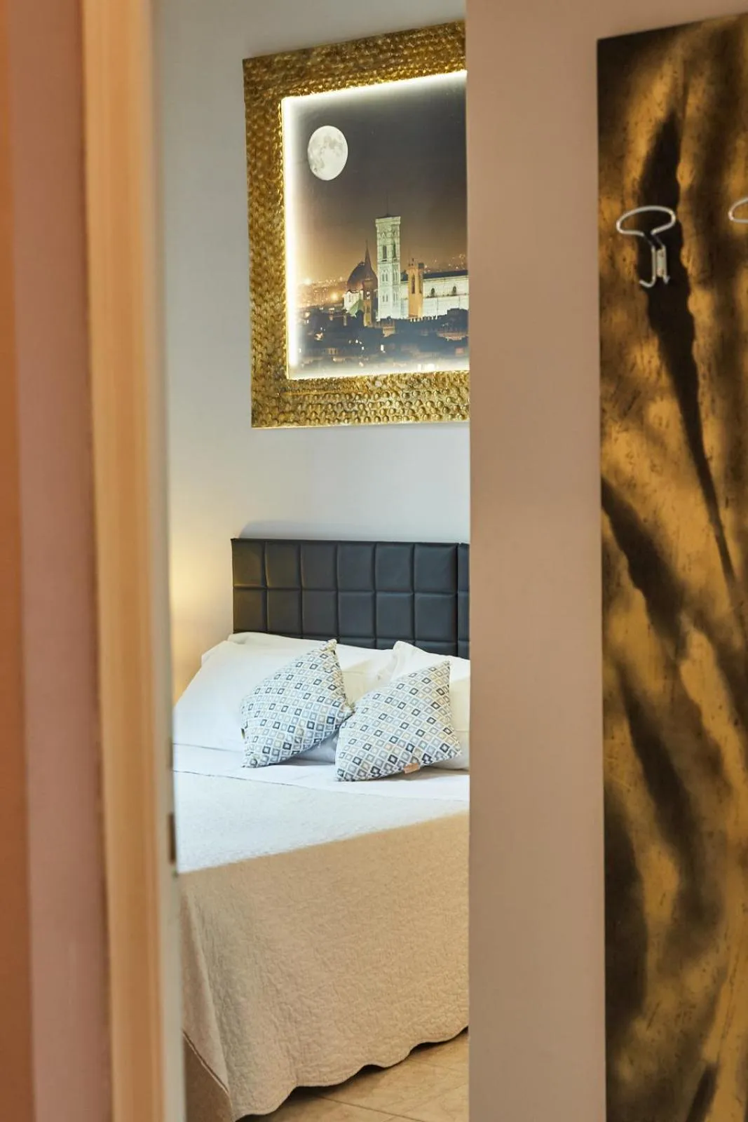 Bed in Leone X Guest House