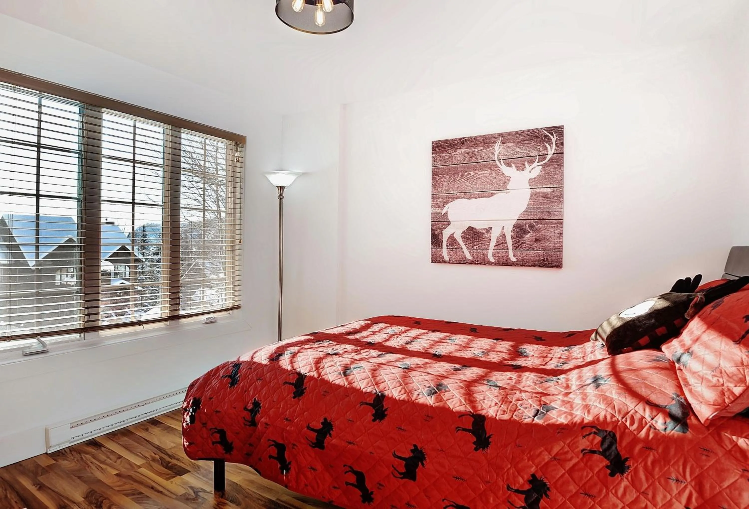 Bed in Chalets Alpins - 54 Chemin des Skieurs