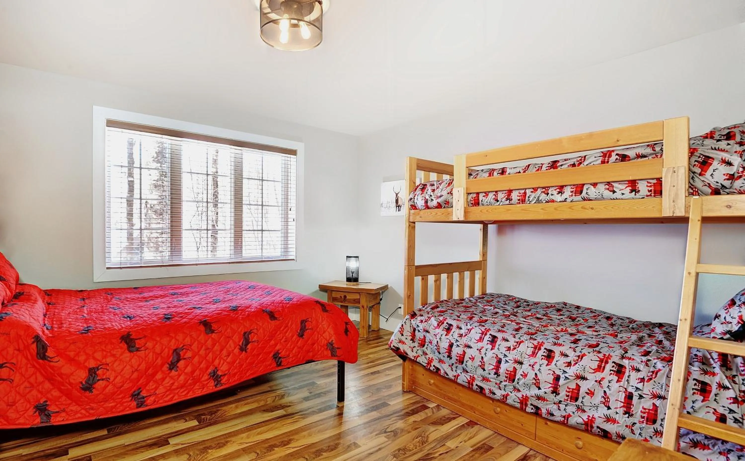 Bed in Chalets Alpins - 54 Chemin des Skieurs