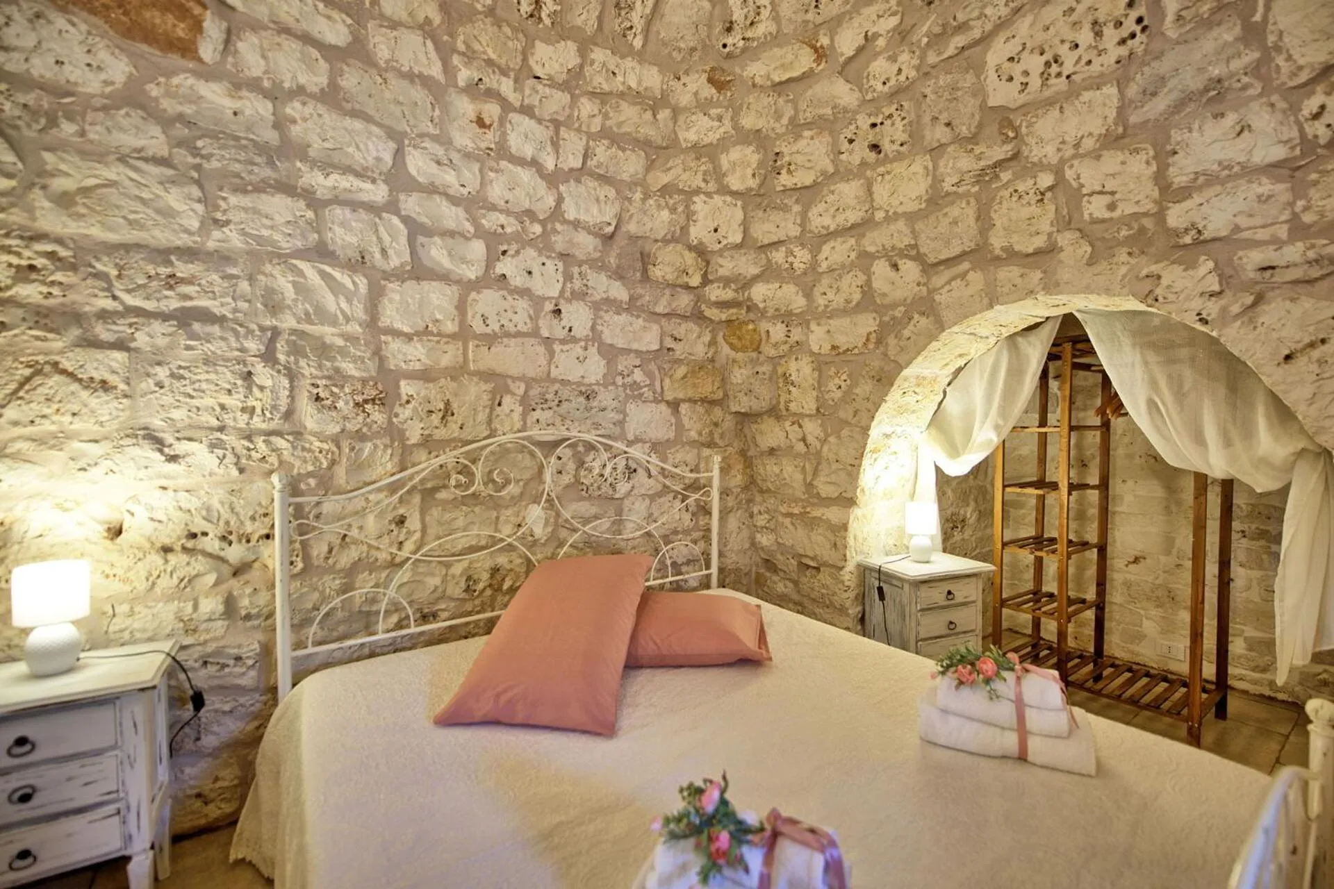 Bed in Trullo Santo Stefano by PosarelliVillas
