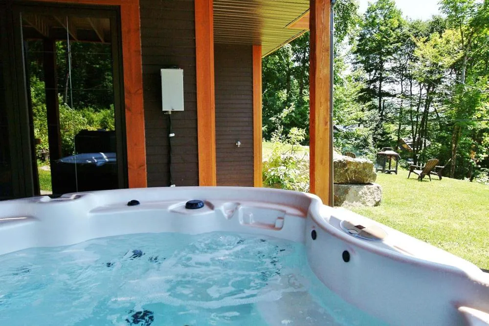 Chalet 31 Chemin Blanc by Les Chalets Alpins