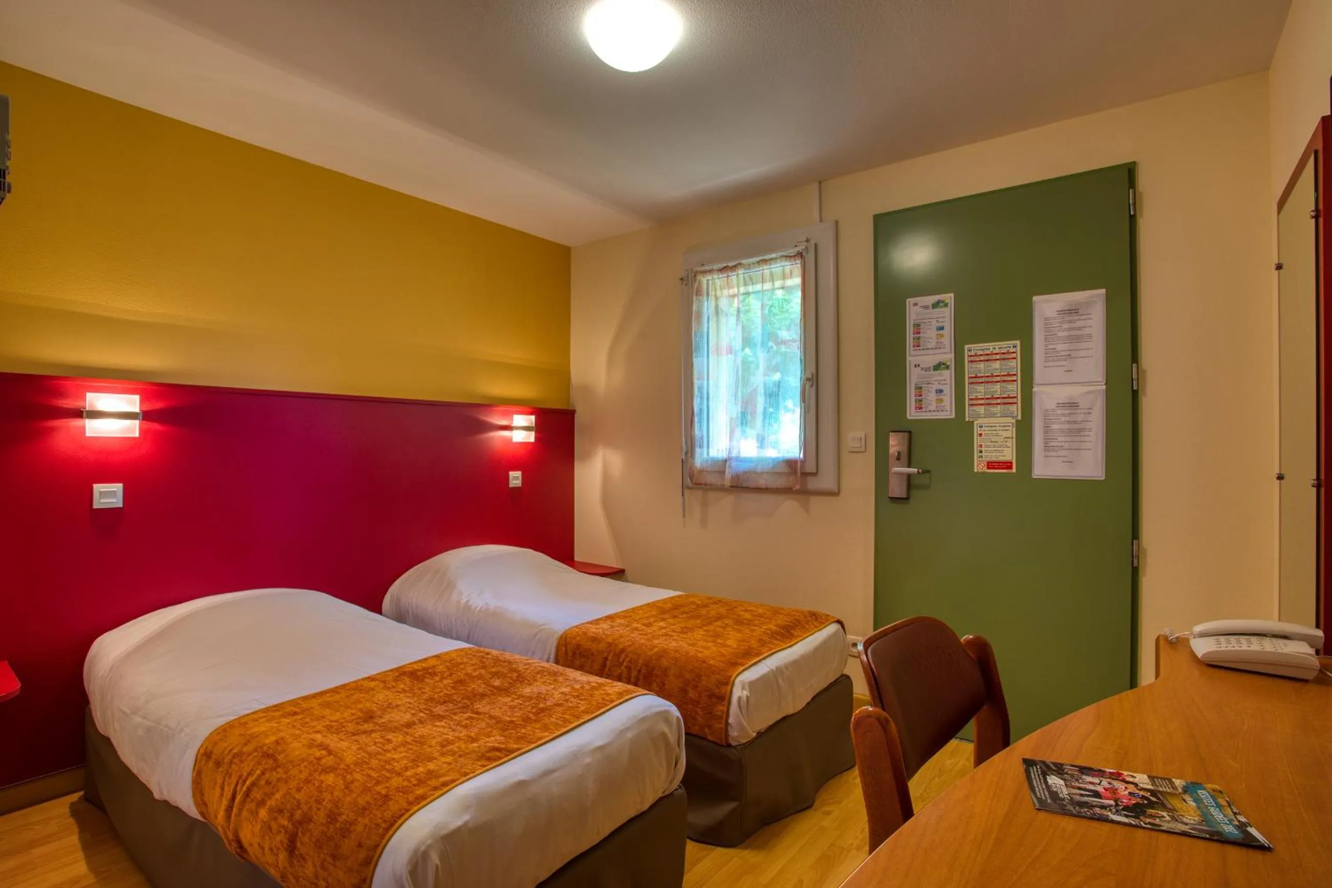 Twin Room in FASTHOTEL Sarlat - Abbys Hotel