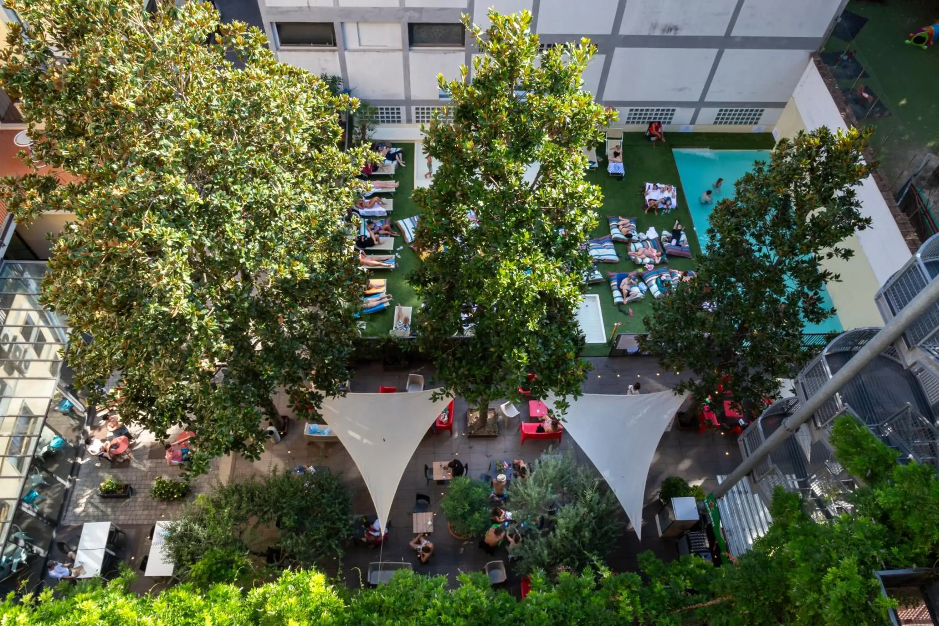 Property building in Plus Florence Property building in Plus Florence