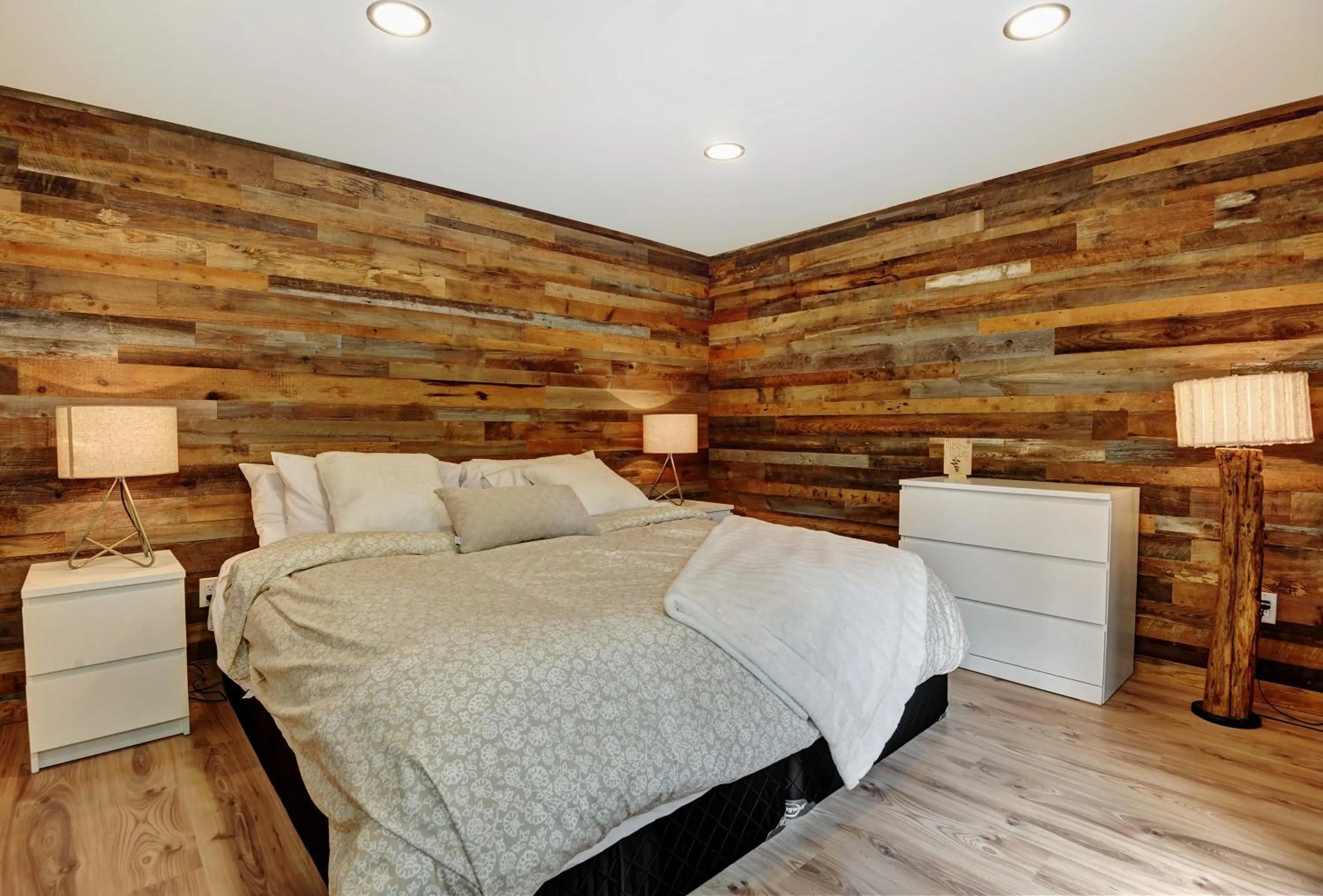 Bed in Chalets Alpins - 56 Chemin des Skieurs