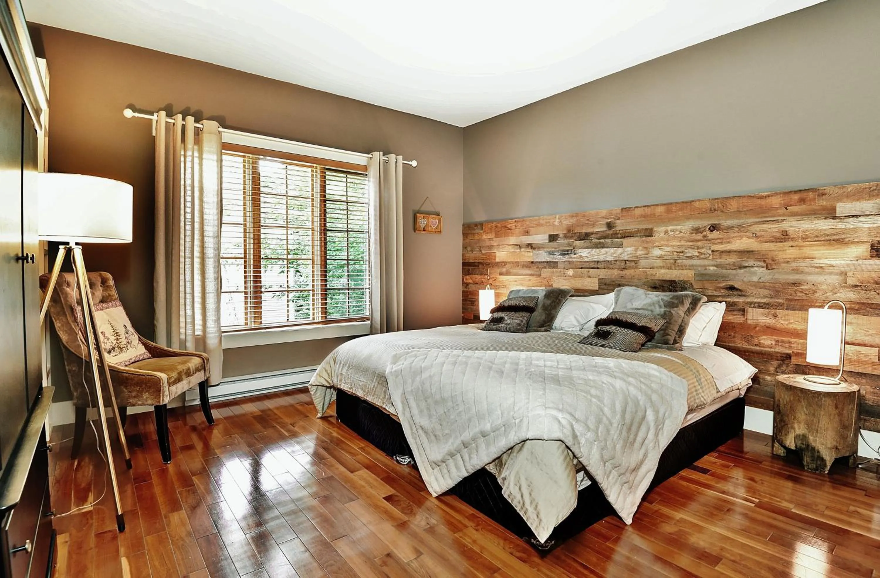 Bed in Chalets Alpins - 56 Chemin des Skieurs