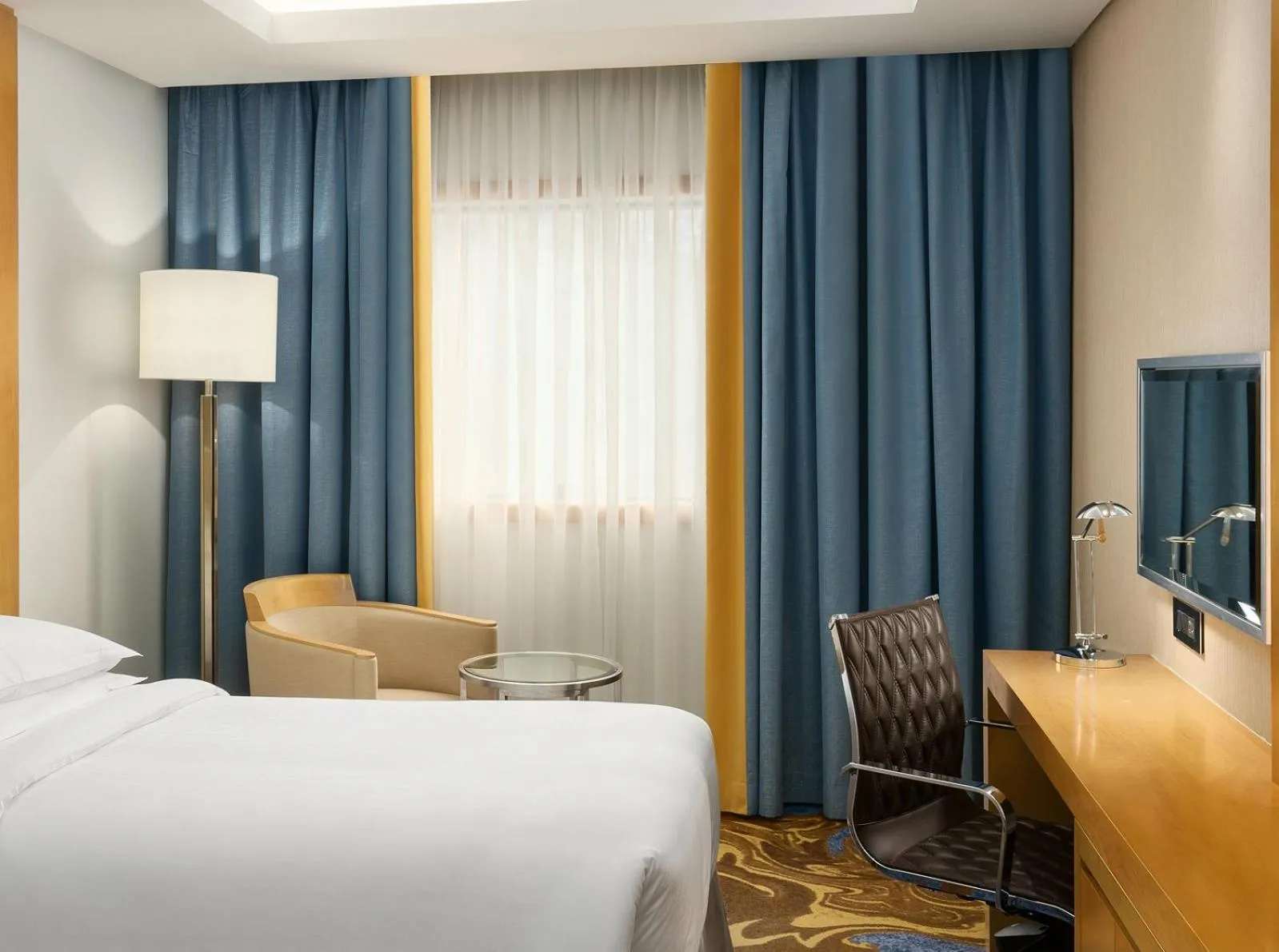 Bed in Sheraton Makkah Jabal Al Kaaba Hotel