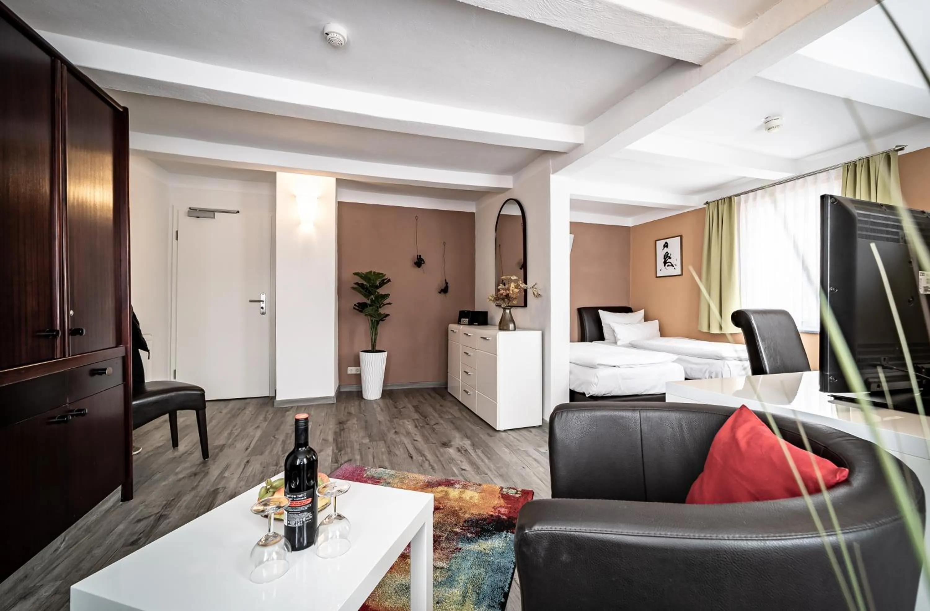 Photo of the whole room, Bed in Le petit Palais - Hotel/Pension