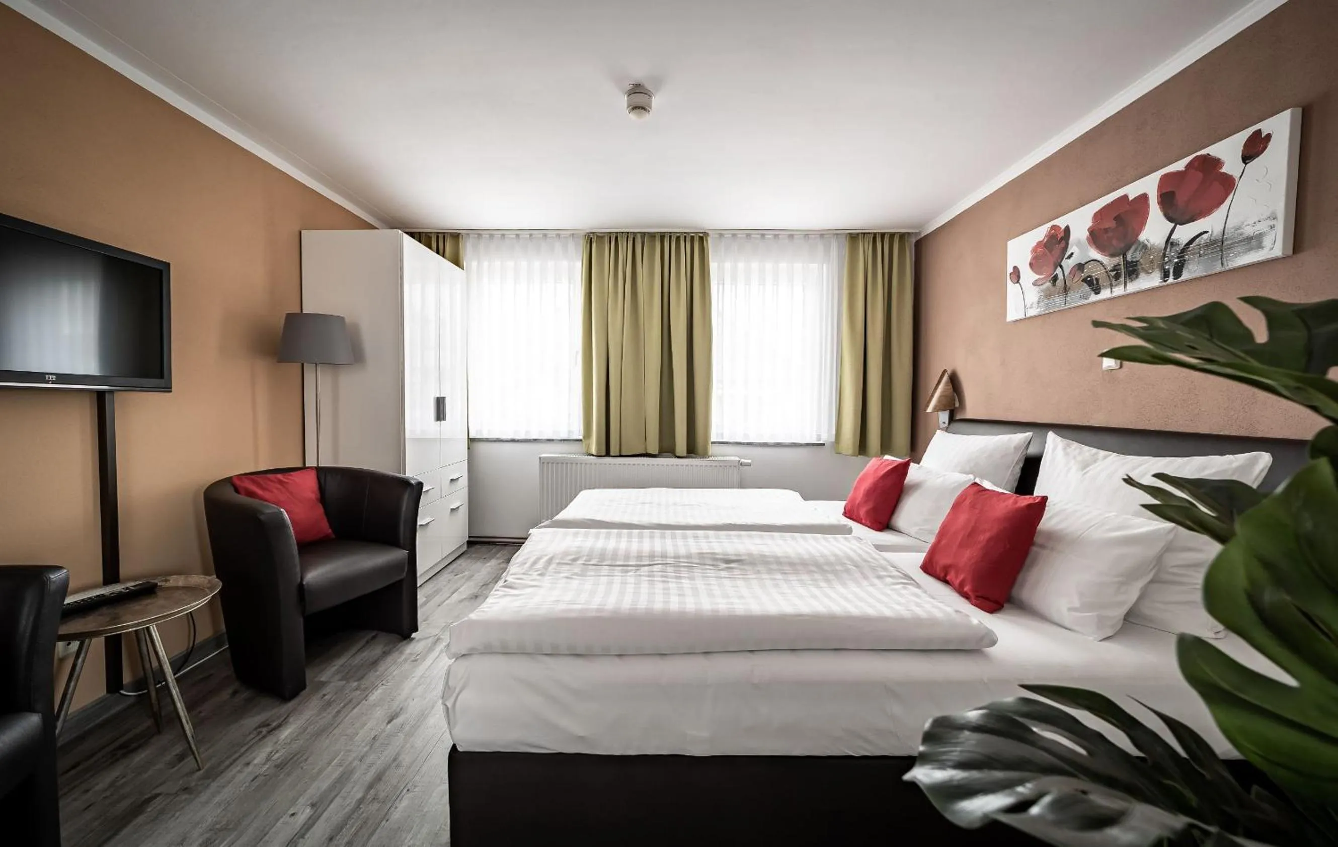 Photo of the whole room, Bed in Le petit Palais - Hotel/Pension