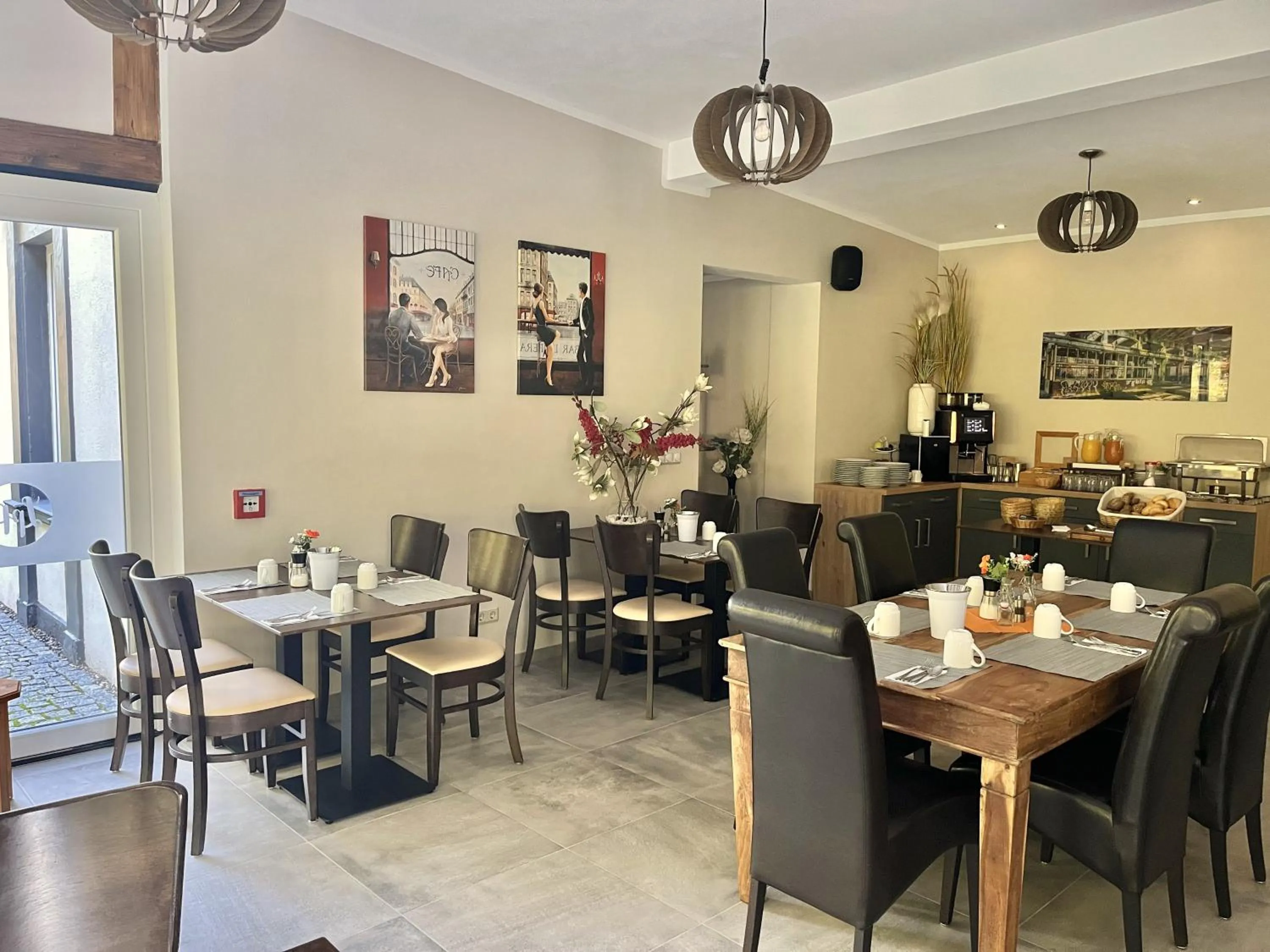 Breakfast in Le petit Palais - Hotel/Pension