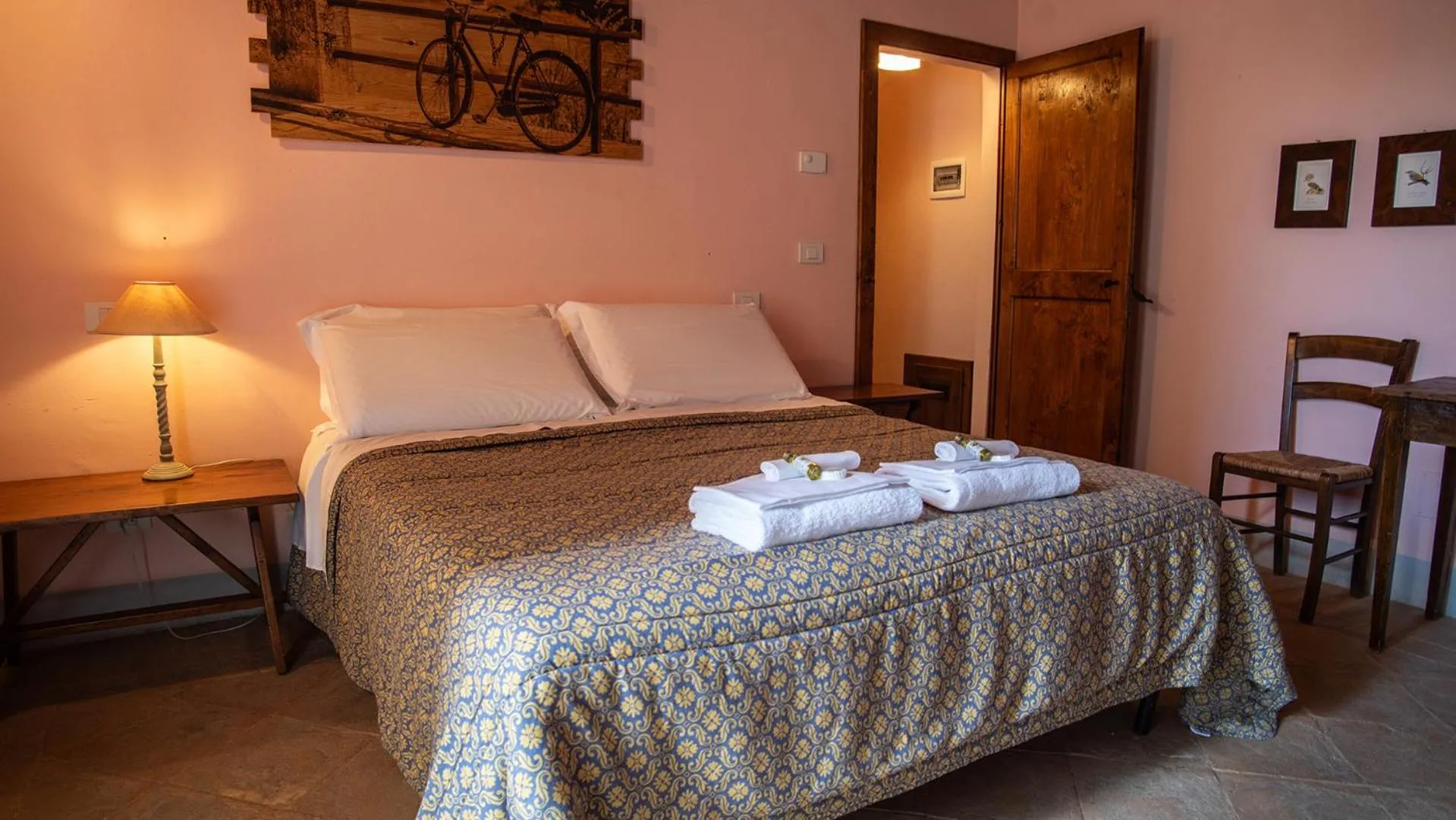 Bedroom, Bed in Casale Merlino