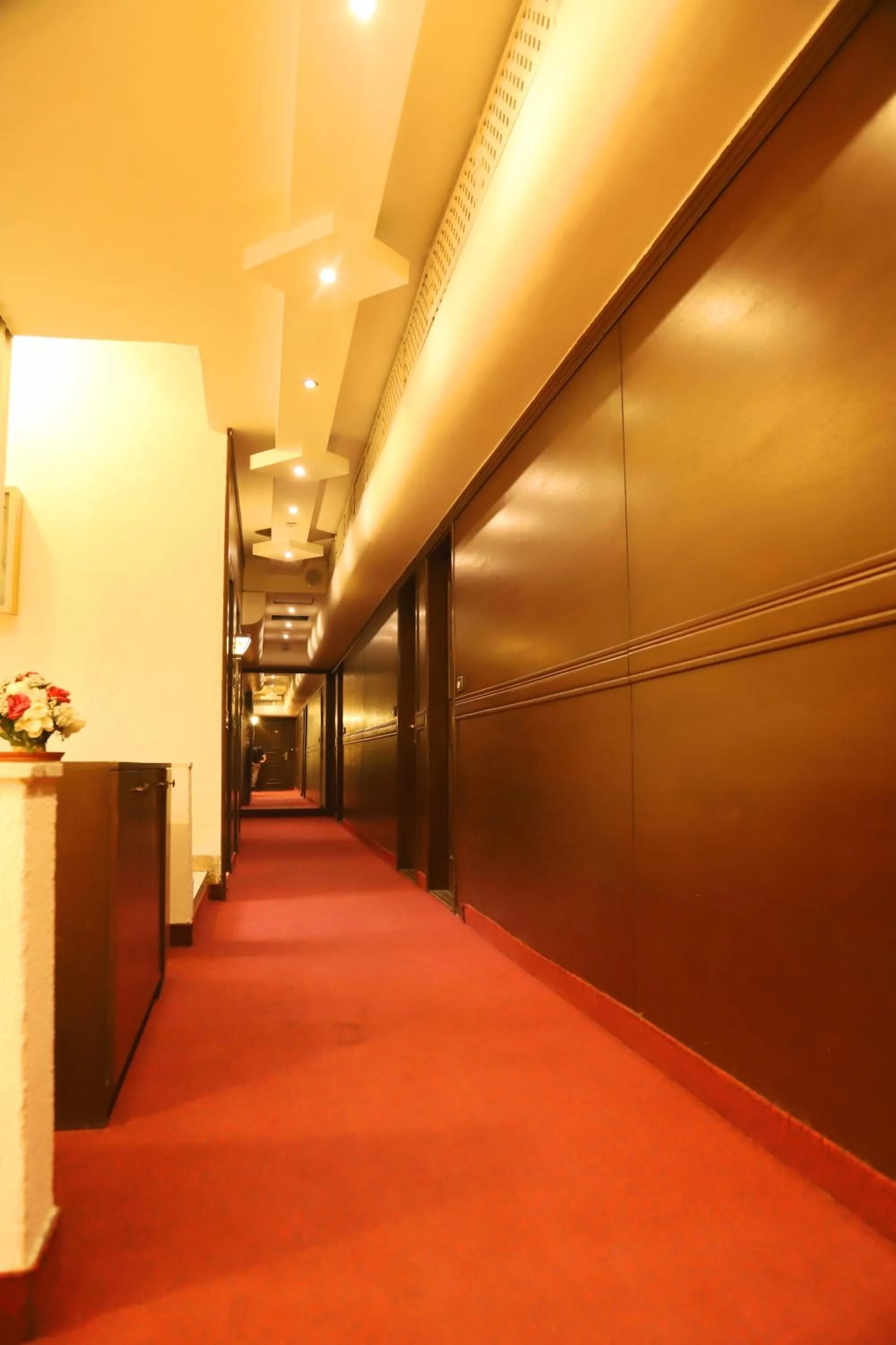 Floor plan in Royal Garden Hotel