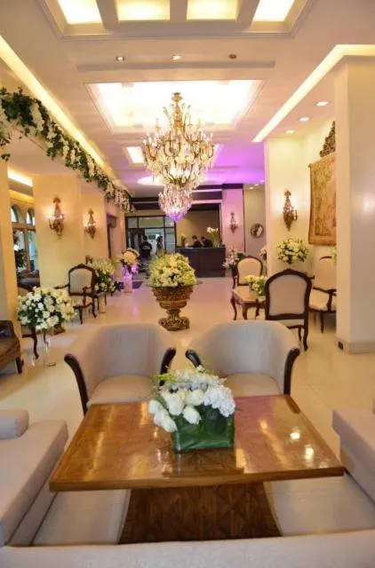 Lobby or reception in Royal Garden Hotel
