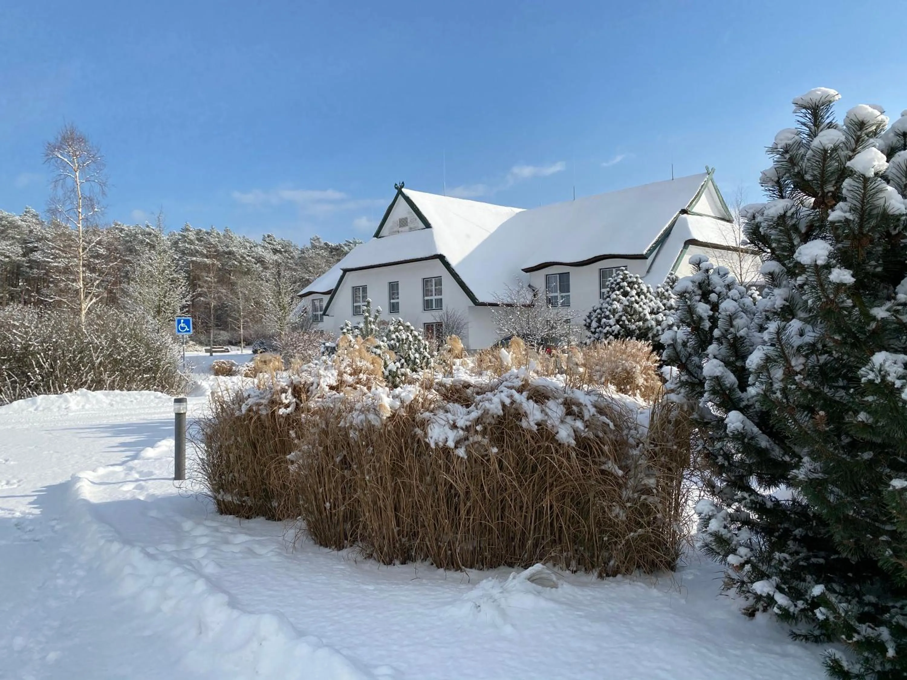 Property building in Friesenhof Hotel-Restaurant-Reitanlage