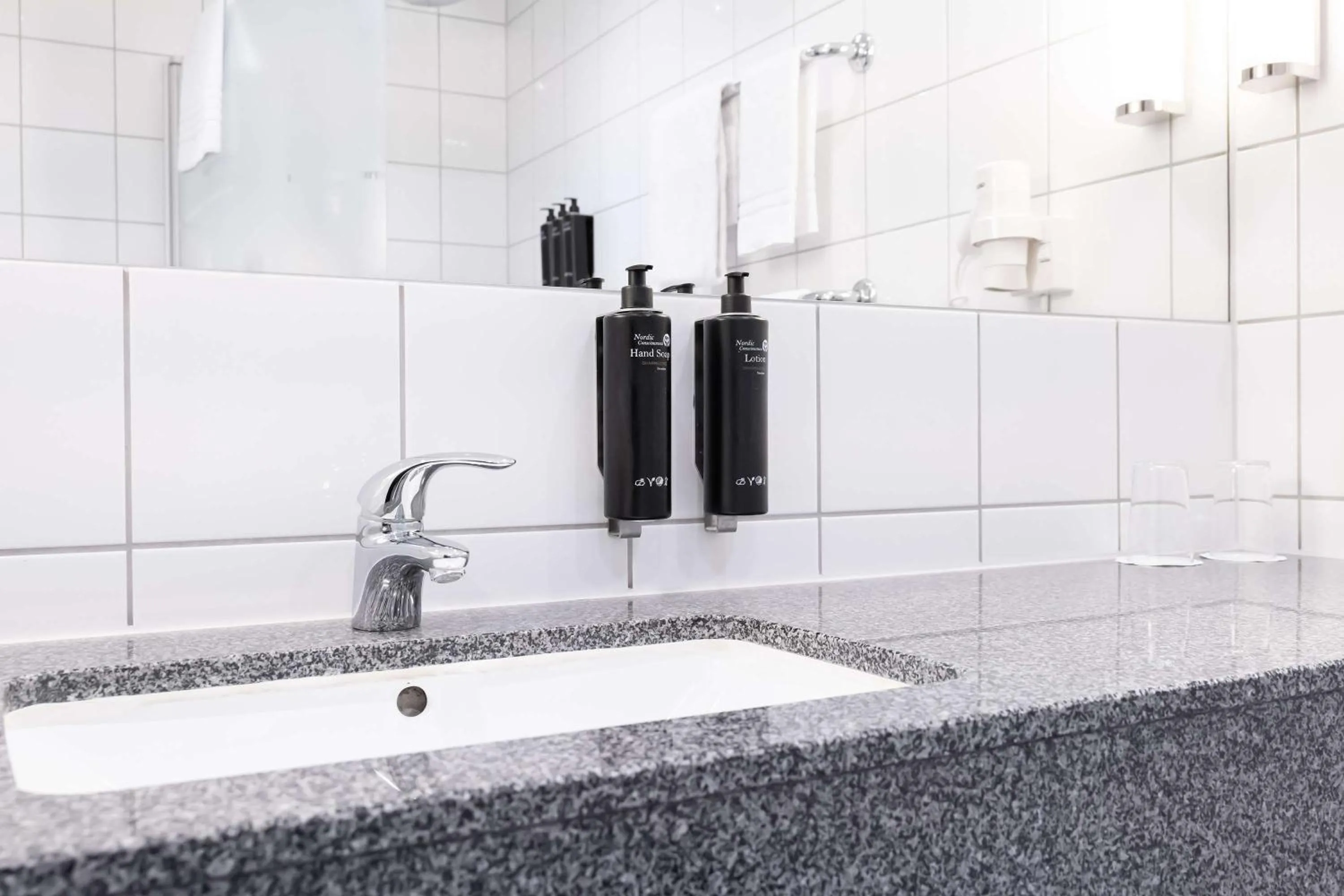 Bathroom in Park Inn by Radisson Malmö