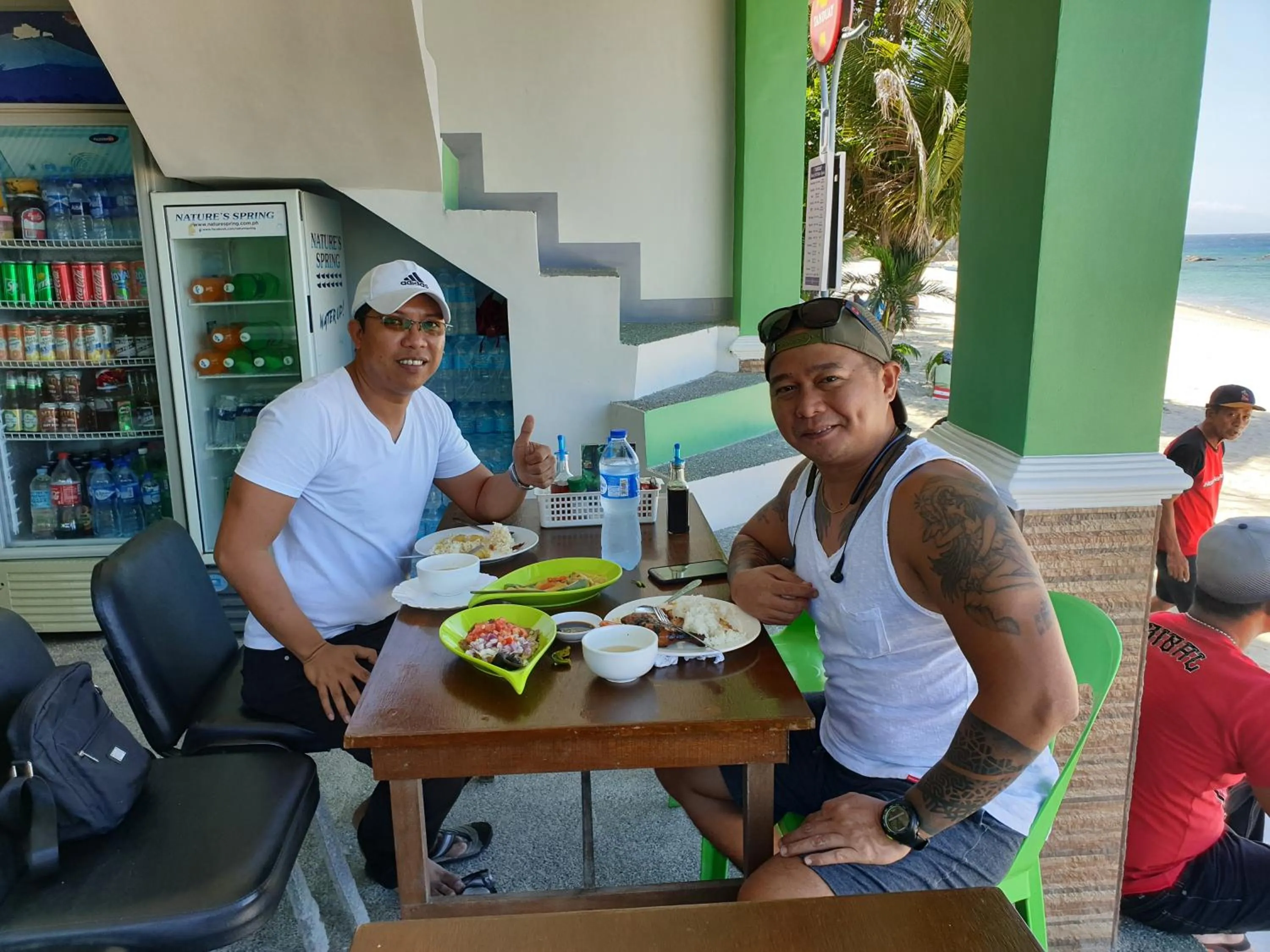 Queen of Isle Cottages and Restaurant