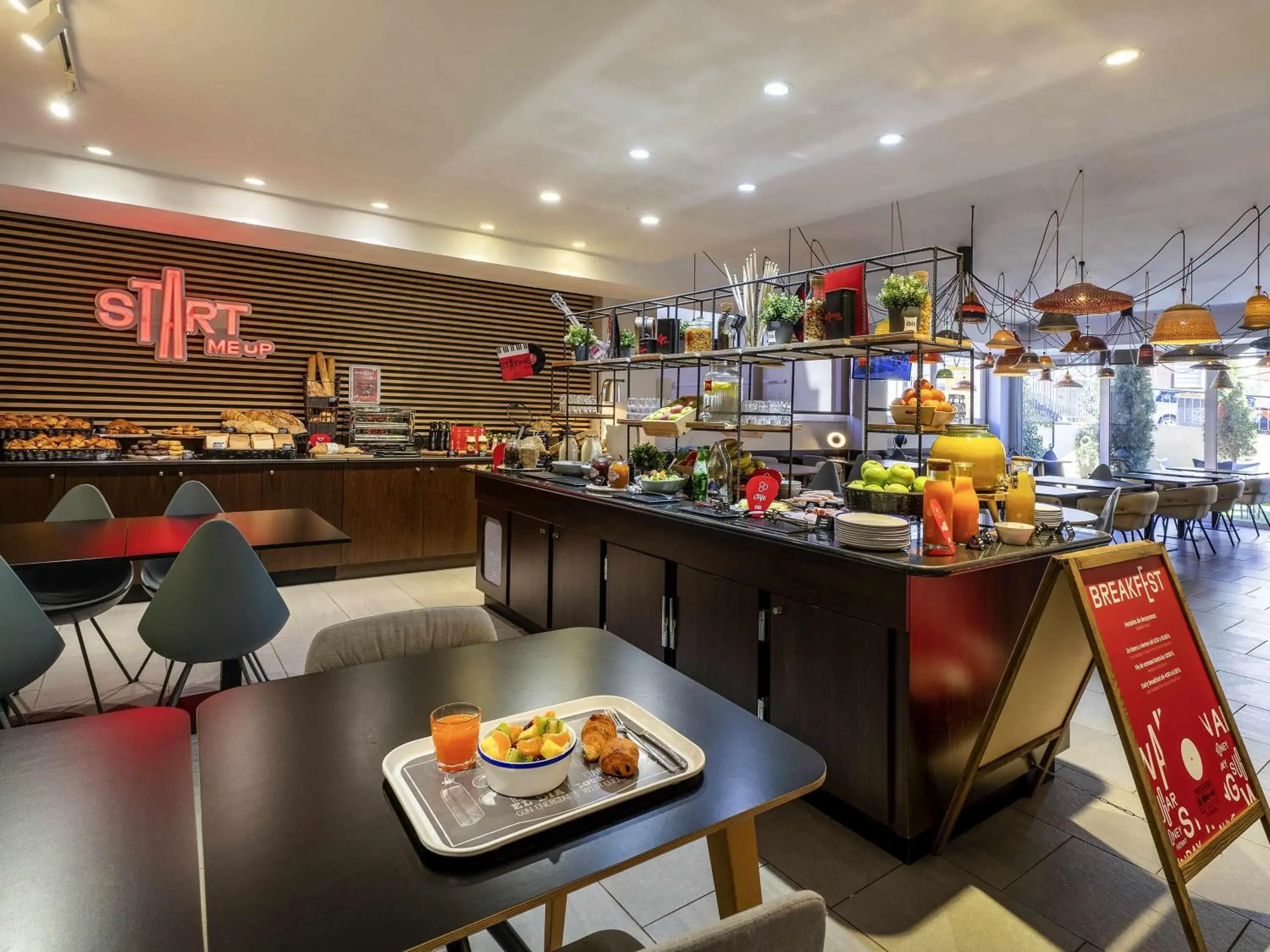 Breakfast in Ibis Madrid Calle Alcalá Breakfast in Ibis Madrid Calle Alcalá