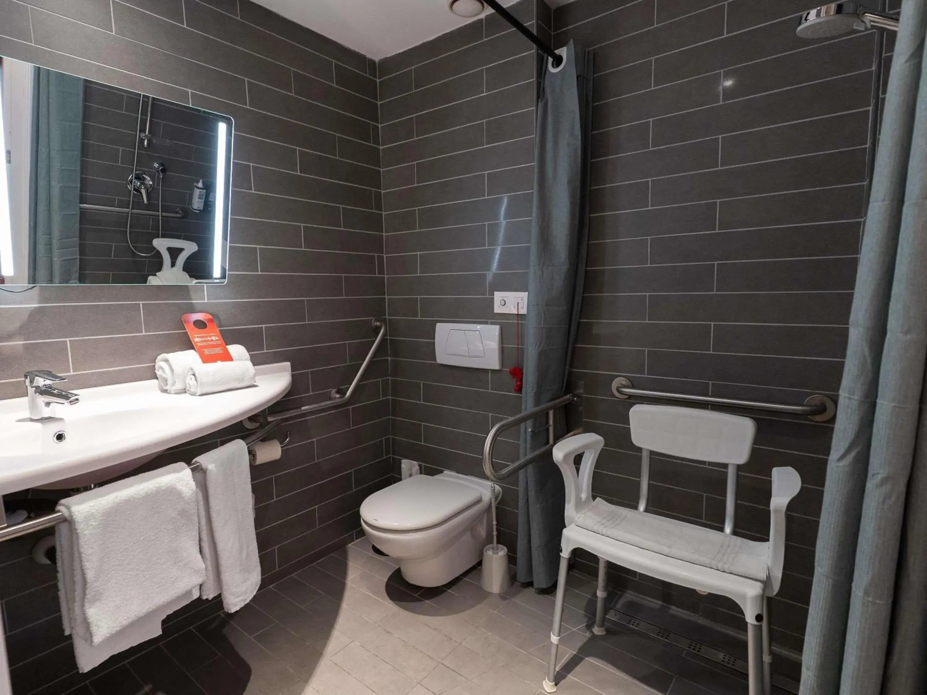 Bedroom in Ibis Malaga Centro Ciudad Bedroom in Ibis Malaga Centro Ciudad