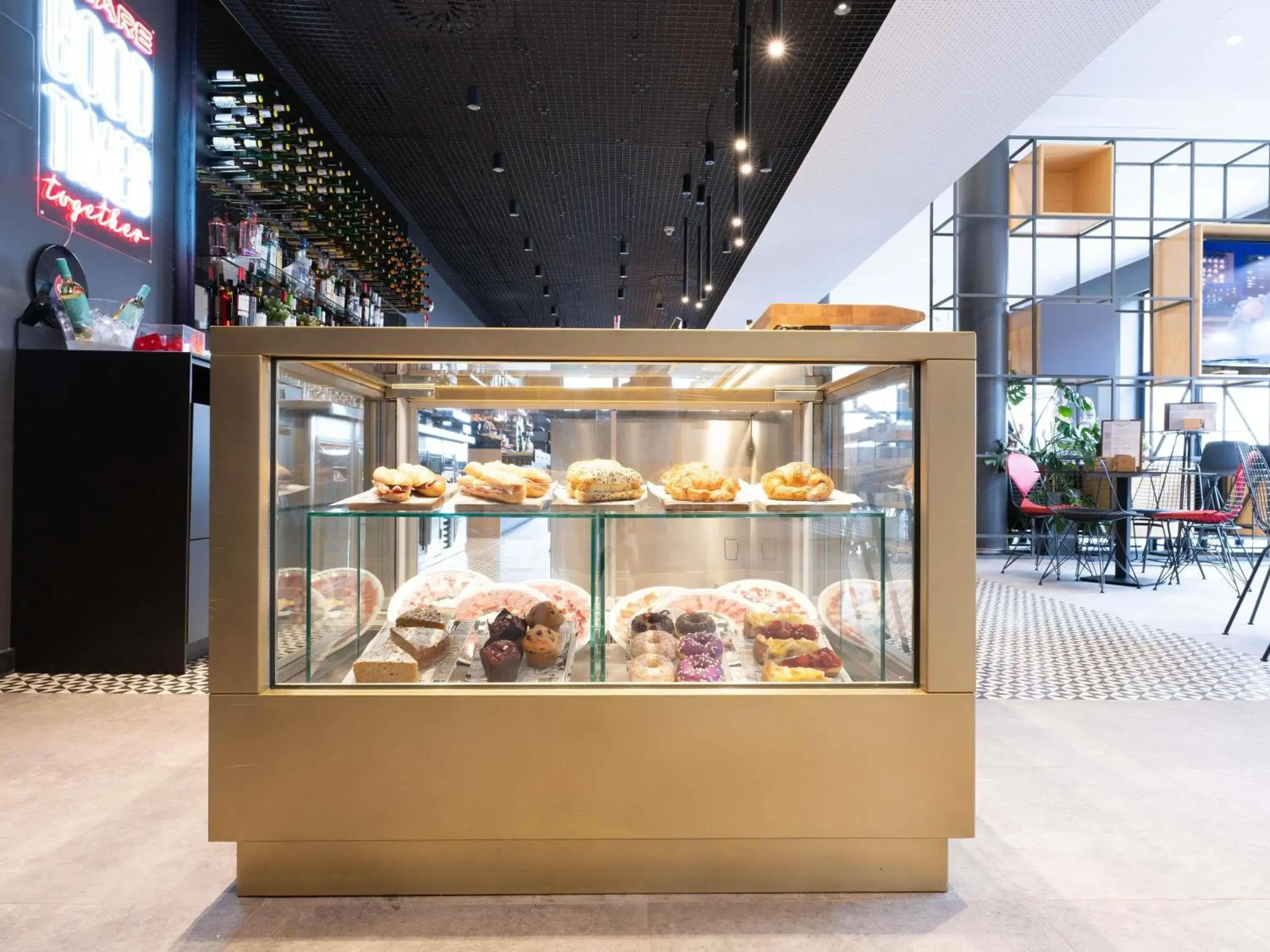 Lounge or bar in Ibis Malaga Centro Ciudad Lounge or bar in Ibis Malaga Centro Ciudad