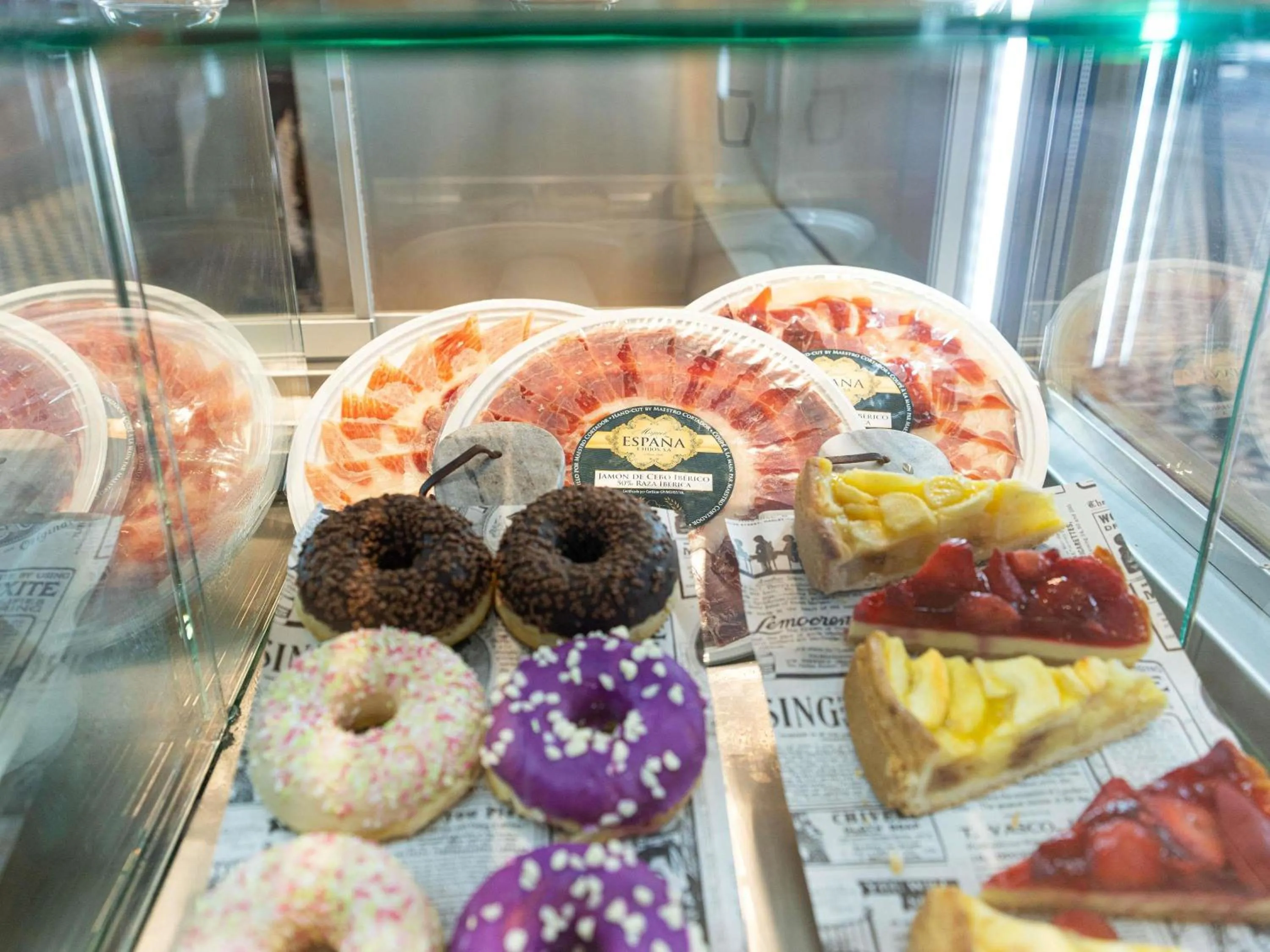 Lounge or bar in Ibis Malaga Centro Ciudad