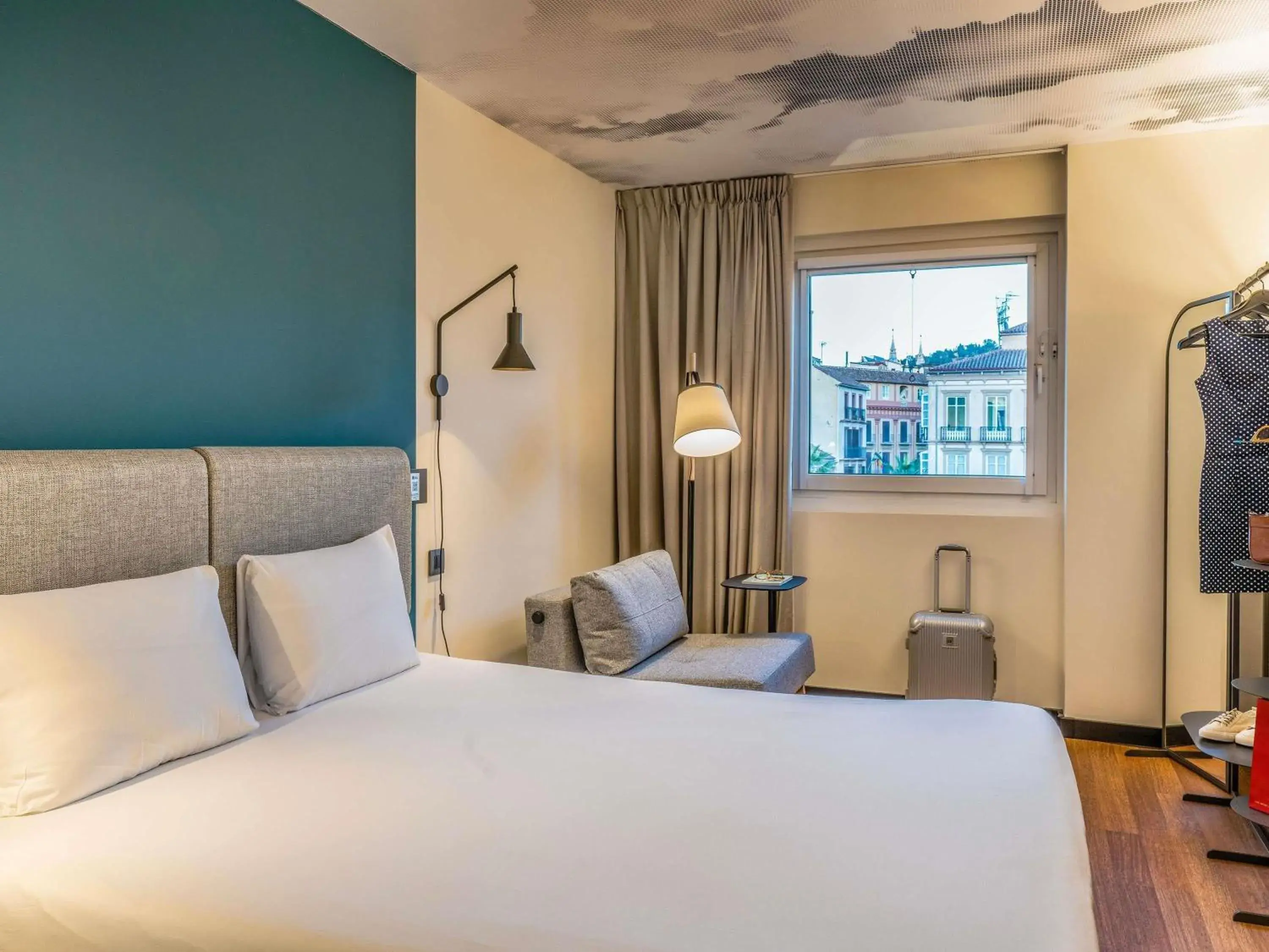 Bedroom, Bed in Ibis Malaga Centro Ciudad Bedroom, Bed in Ibis Malaga Centro Ciudad