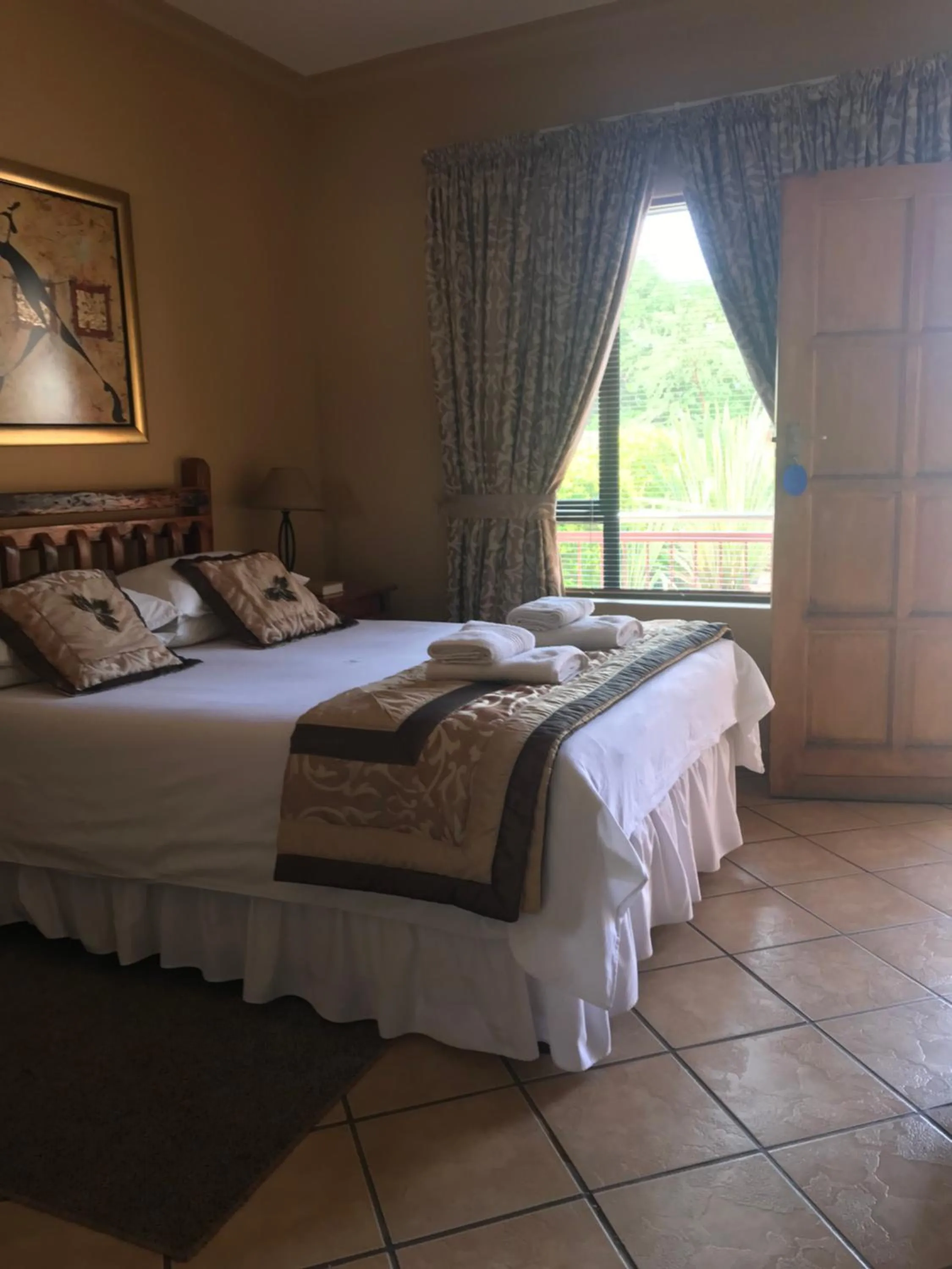 Bed in Platinum Lodge Polokwane