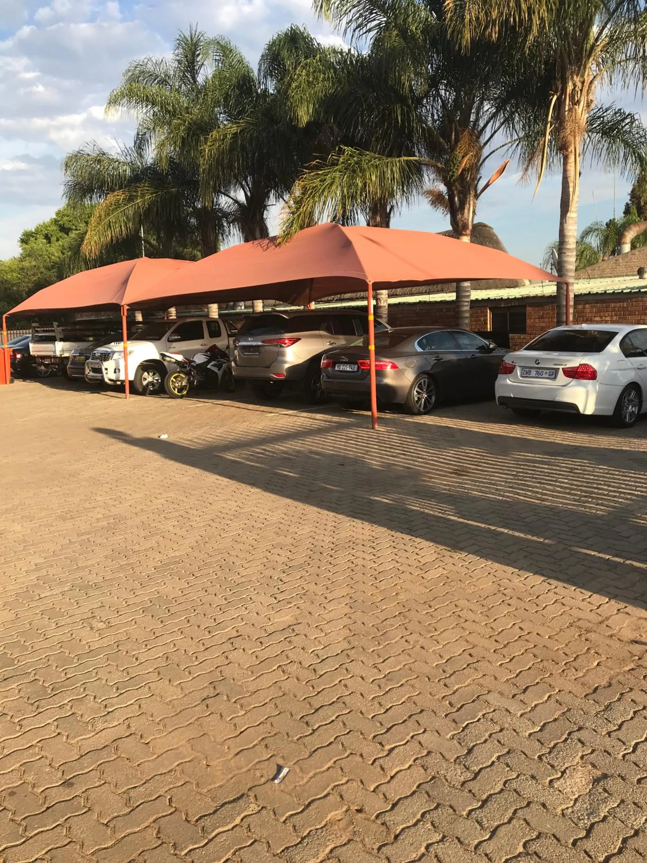 Parking in Platinum Lodge Polokwane