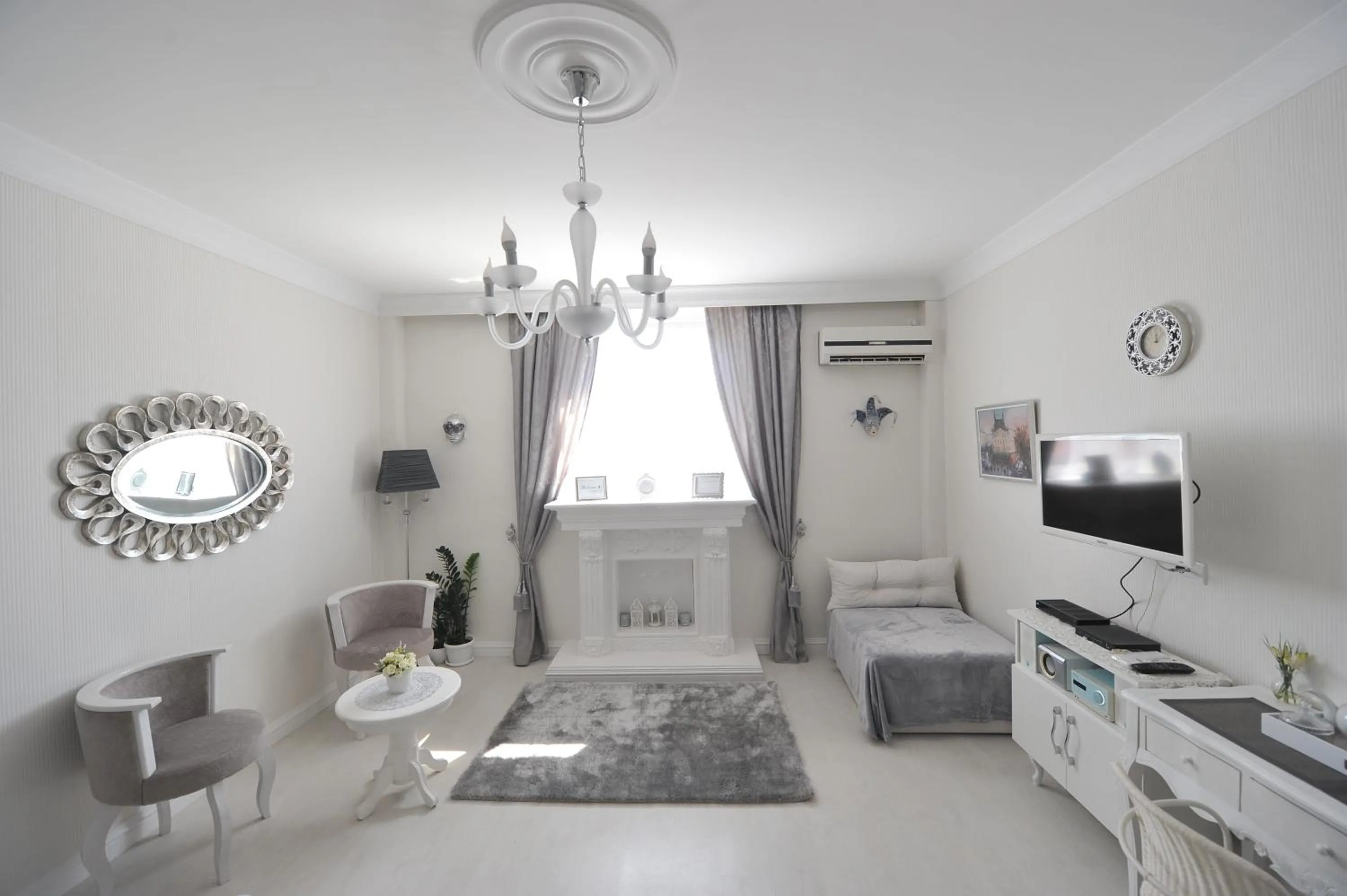 Margot Luxury Studio