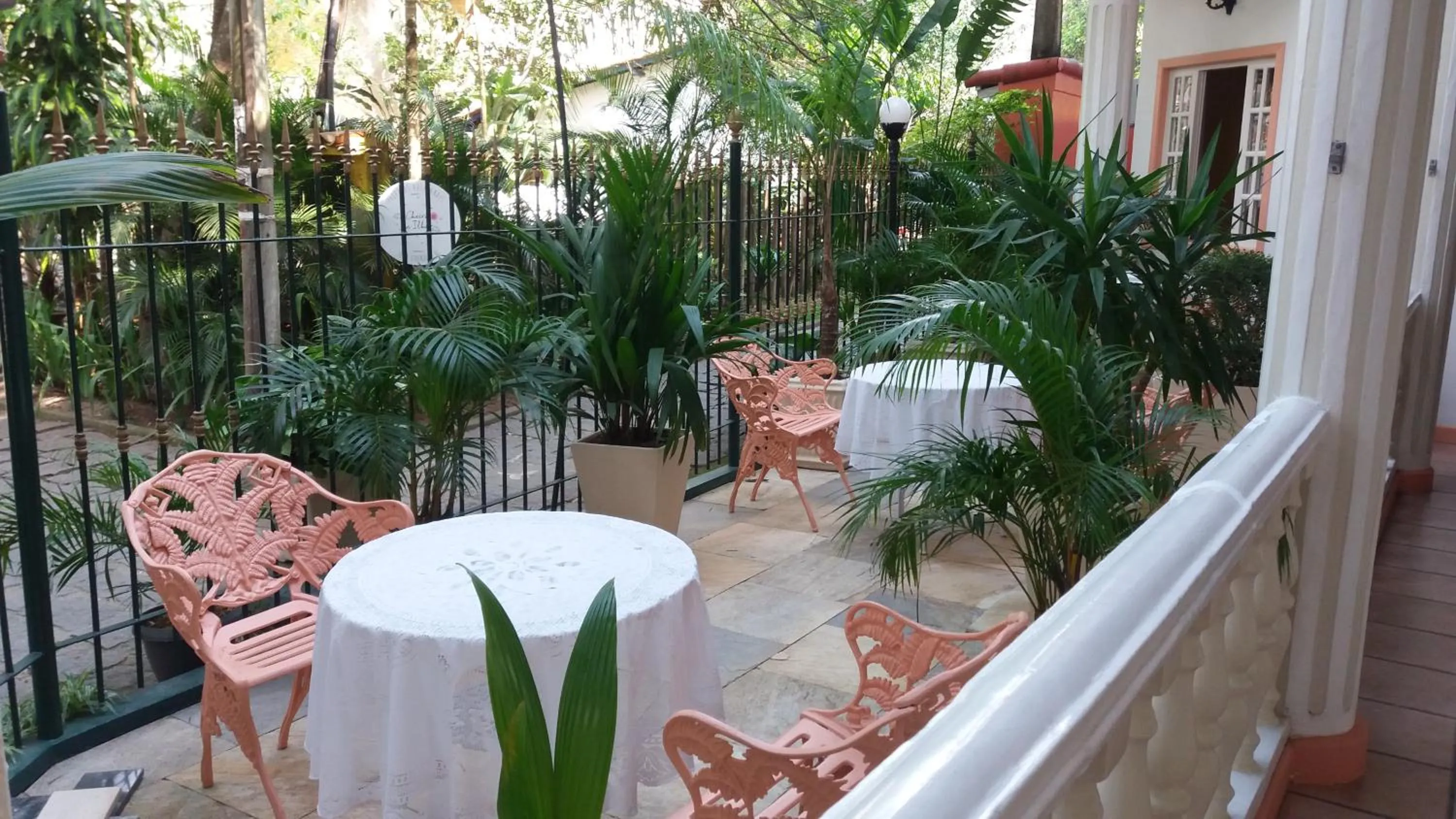 Garden view in Pousada Casablanca