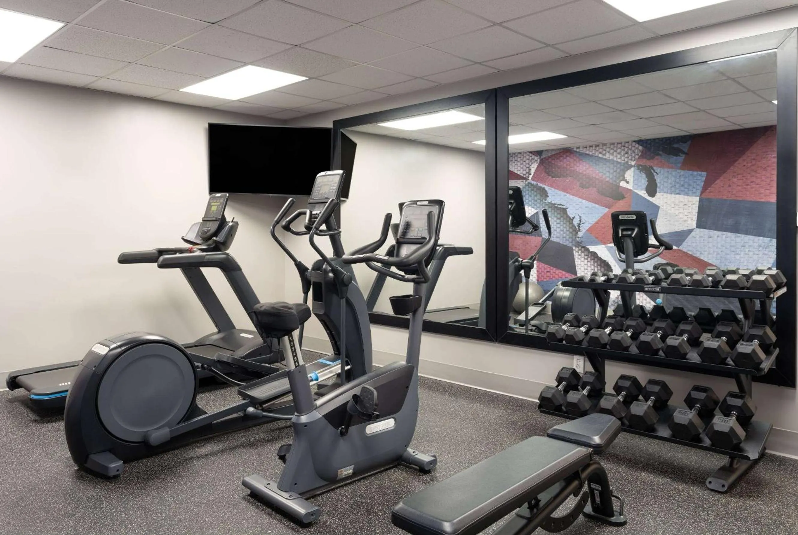 Fitness centre/facilities in AmericInn by Wyndham Casper Event Center Area