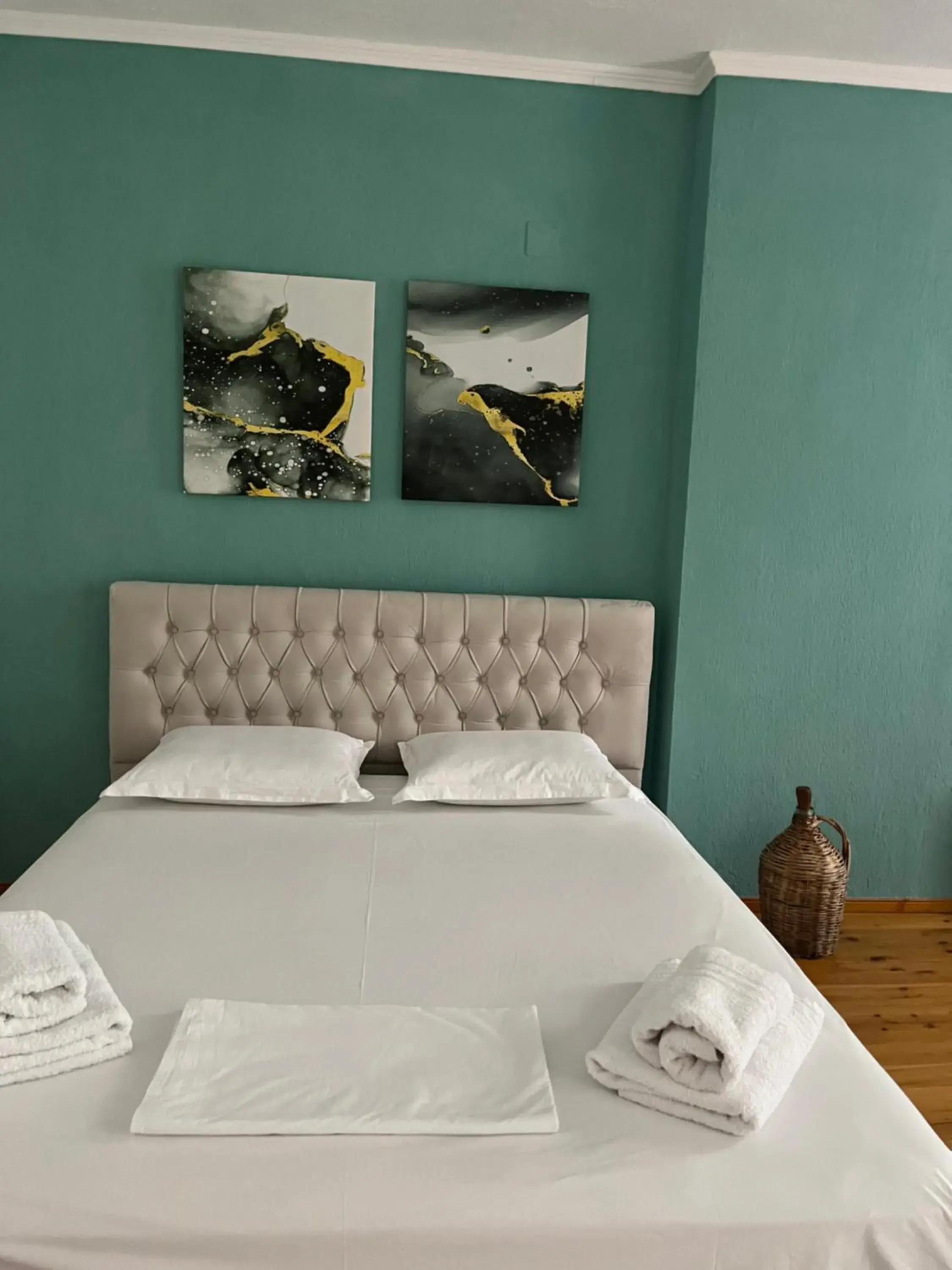 Double Room - single occupancy in Vrenjo GuestHouse Double Room - single occupancy in Vrenjo GuestHouse