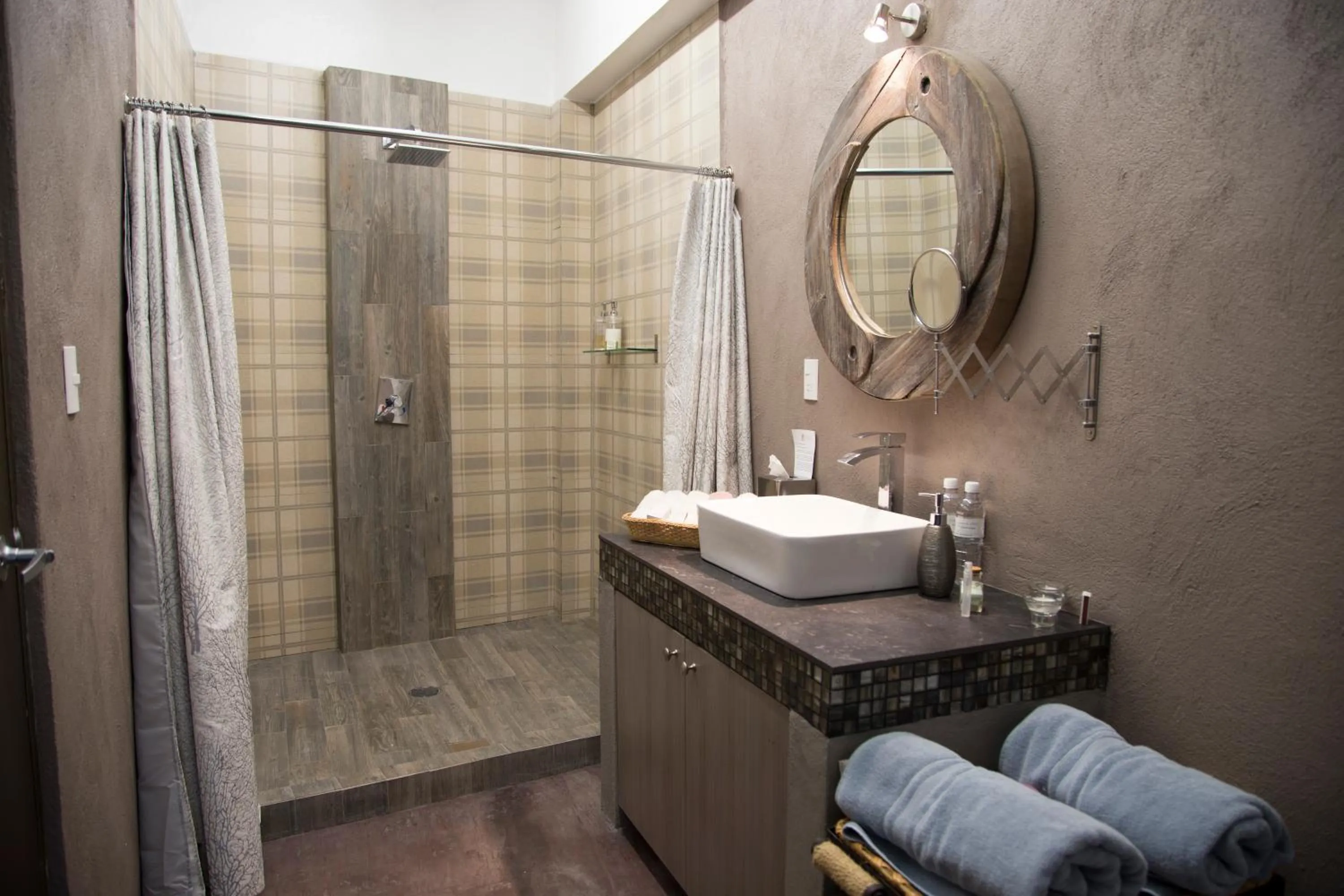 Shower in La Casa del Atrio