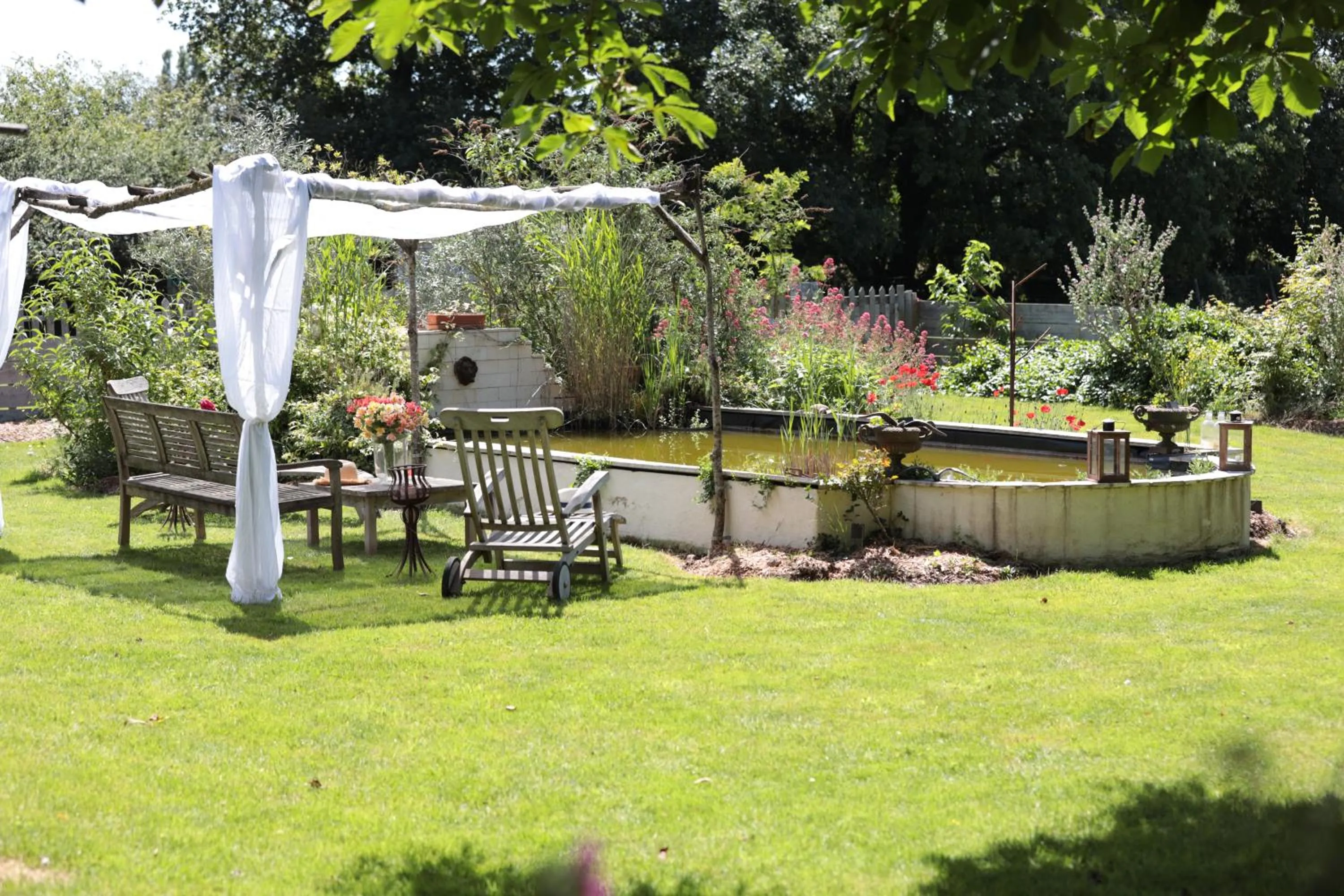 Patio in Relais de Chasse la Chaignaie