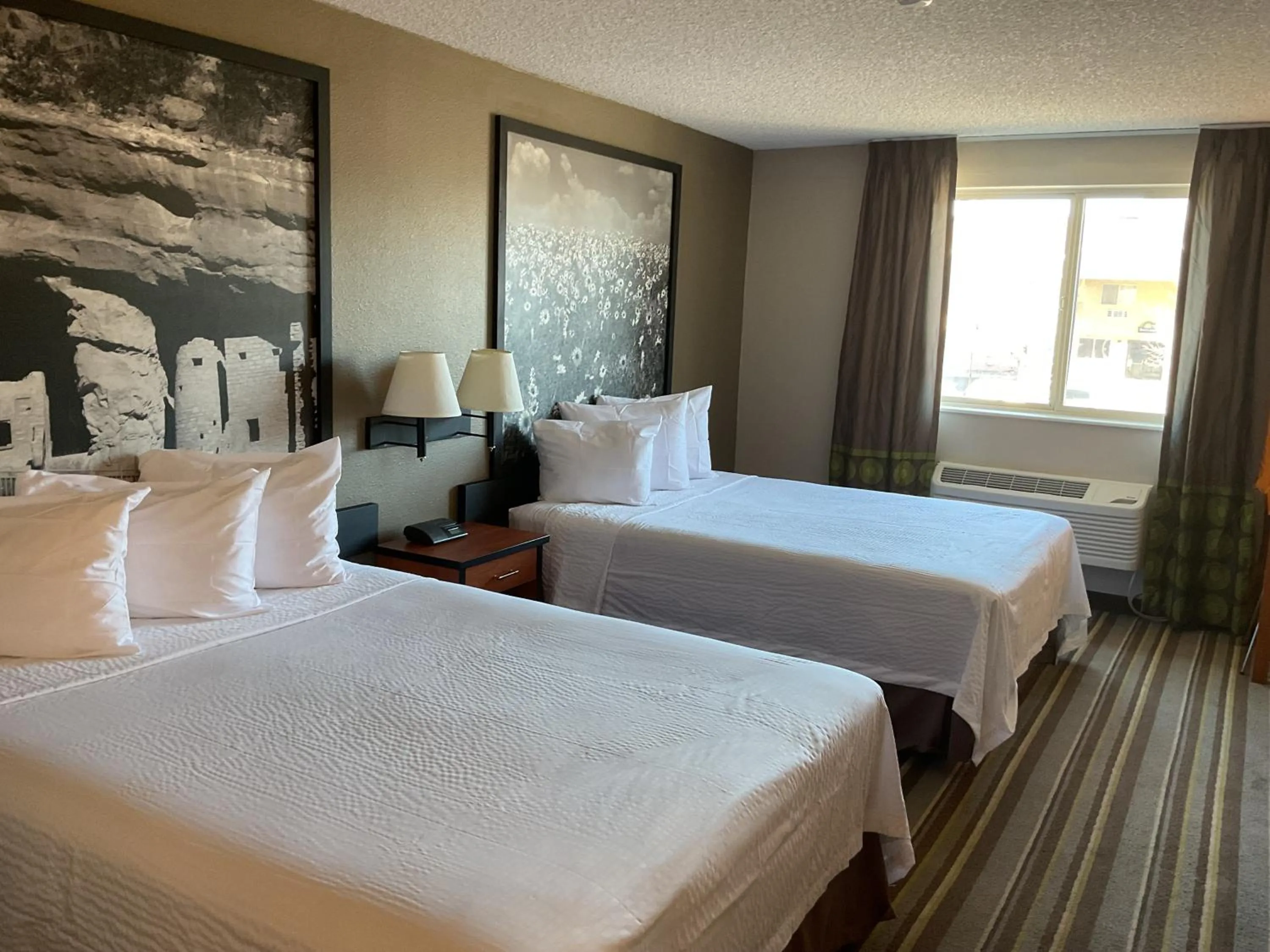 Bed in Super 8 by Wyndham Colorado Springs Airport