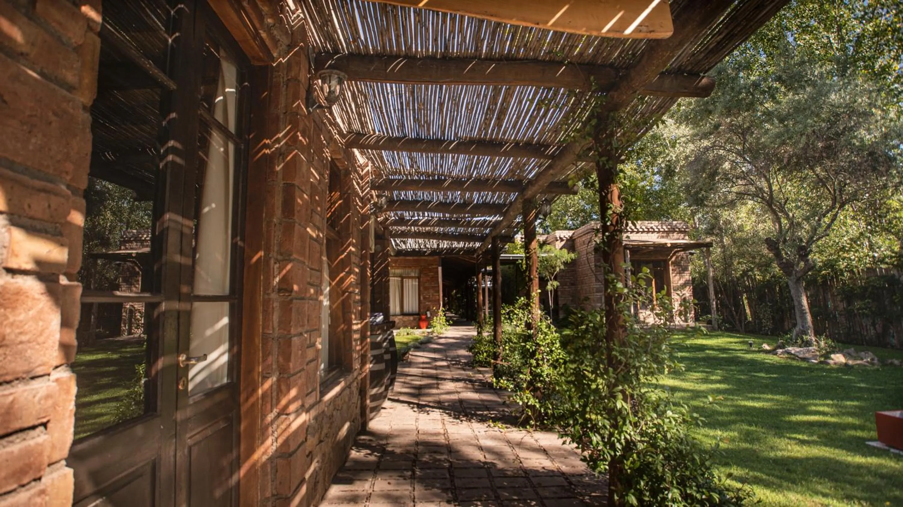 Facade/entrance in Posada Boutique El Encuentro Chacras de Coria