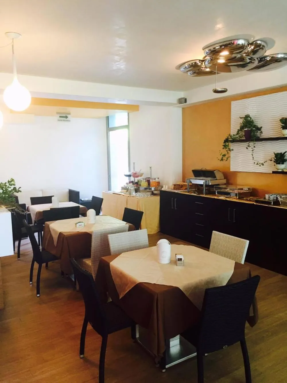 Restaurant/places to eat in Santa Caterina Resort