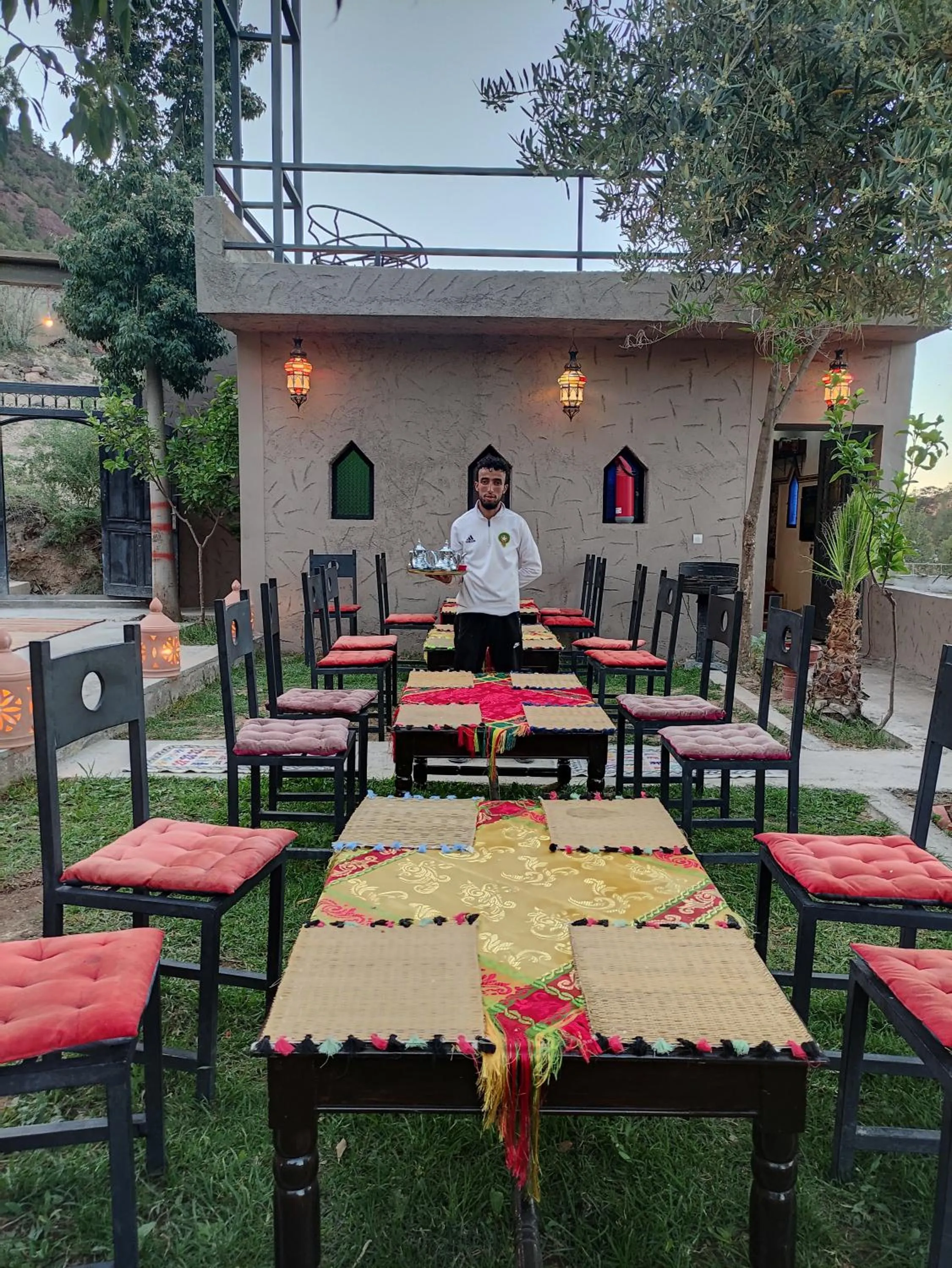 Restaurant/places to eat in Dar Soulaimane