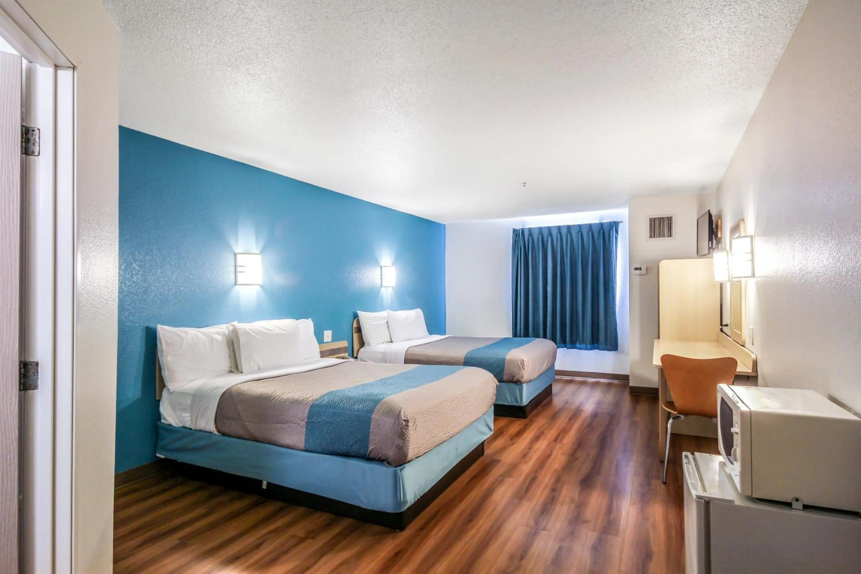 Bedroom, Bed in Motel 6 New Braunfels