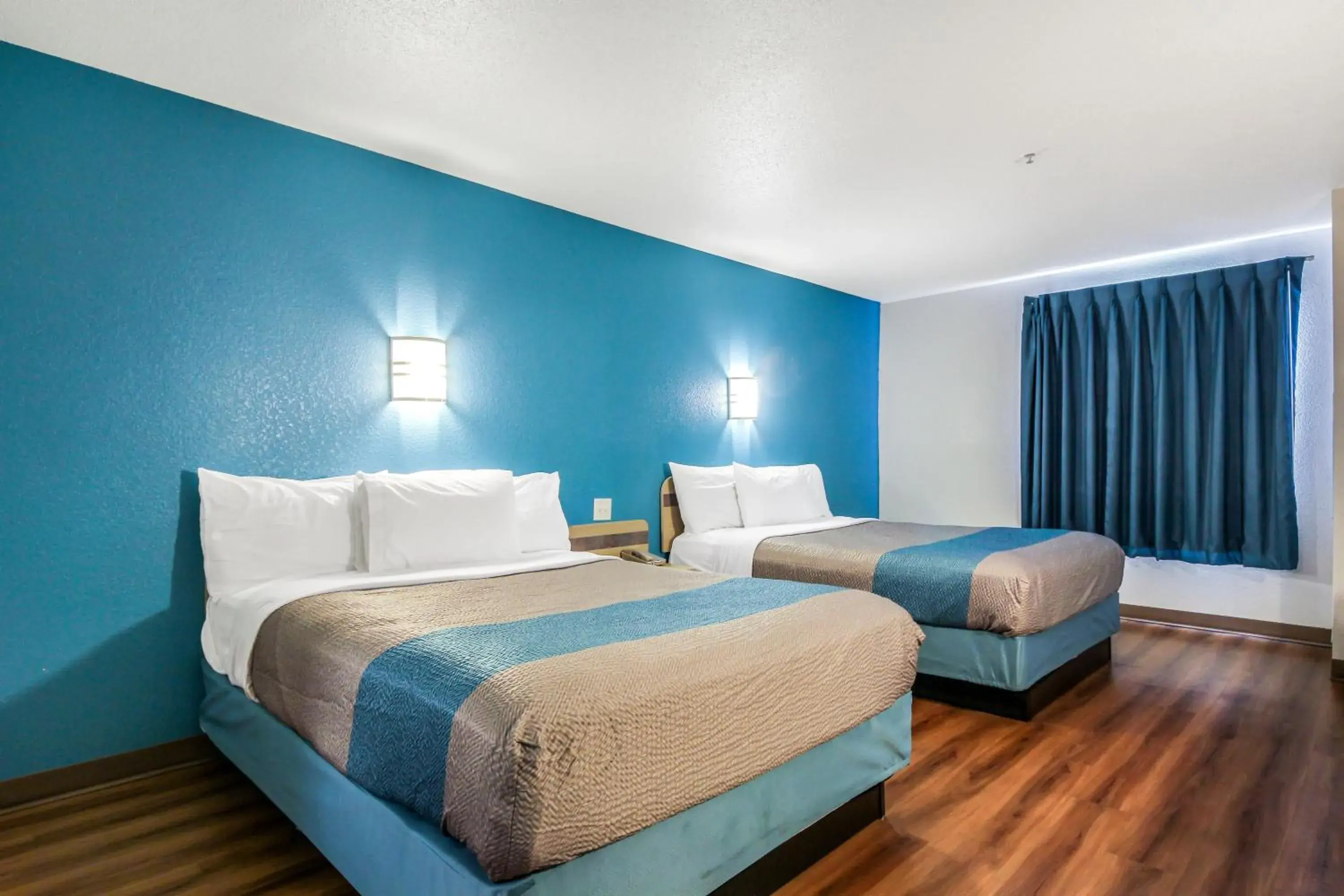 Bedroom, Bed in Motel 6 New Braunfels Bedroom, Bed in Motel 6 New Braunfels