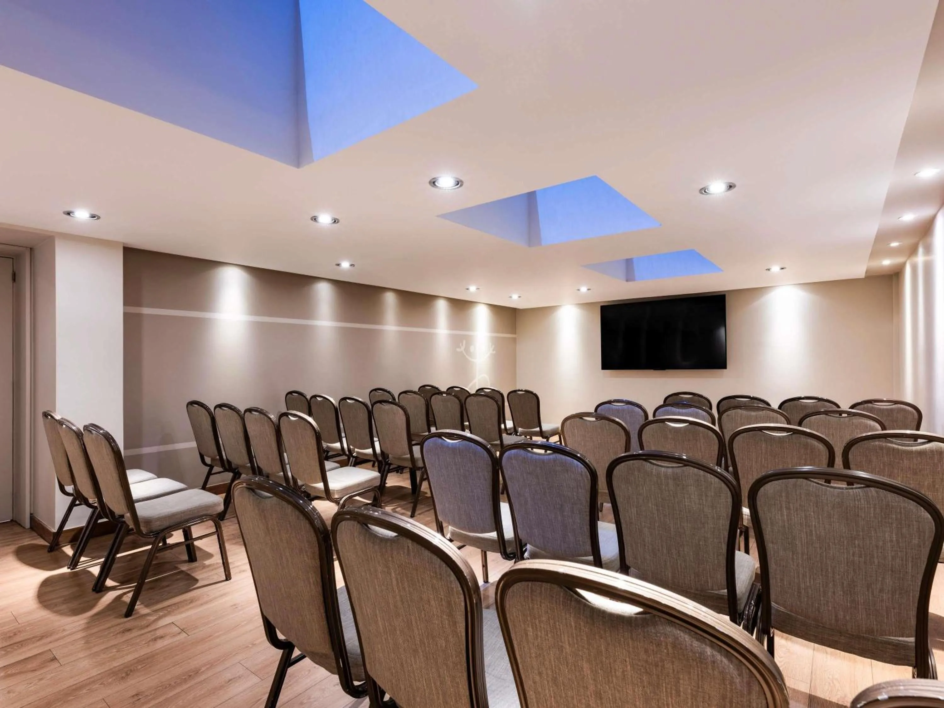 Meeting/conference room in Sofitel Bogota Victoria Regia